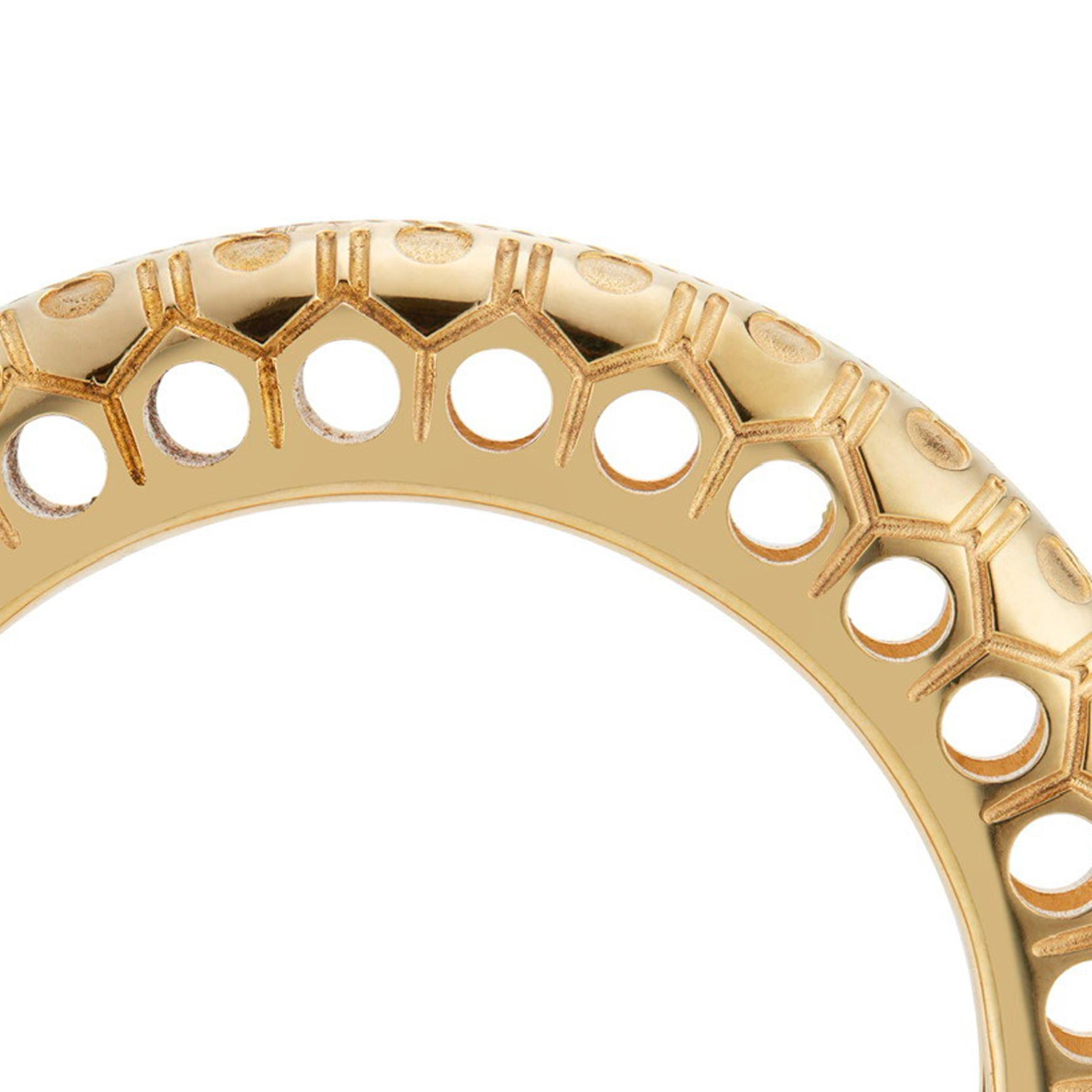 Honeycomb Bangle in 22 Karat Gold Vermeil by Chee Lee Designs

An intricately crafted bangle that is formidable and powerful yet an elegant and regal statement piece.

All items are made to order, please allow 10-15 business days for items to ship