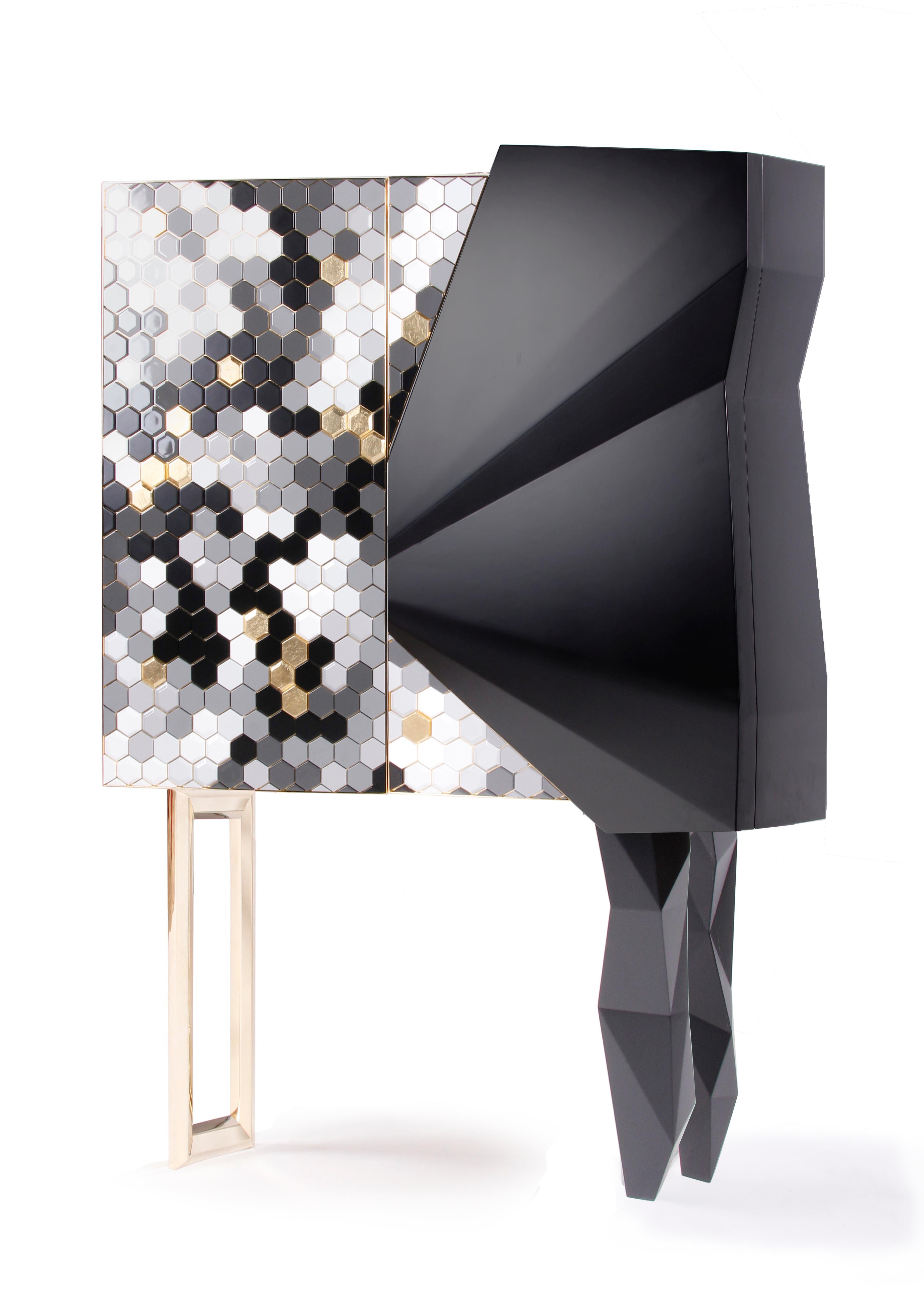 Honeycomb Black and Gold Leaf Cabinet, Royal Stranger In New Condition For Sale In Geneve, CH