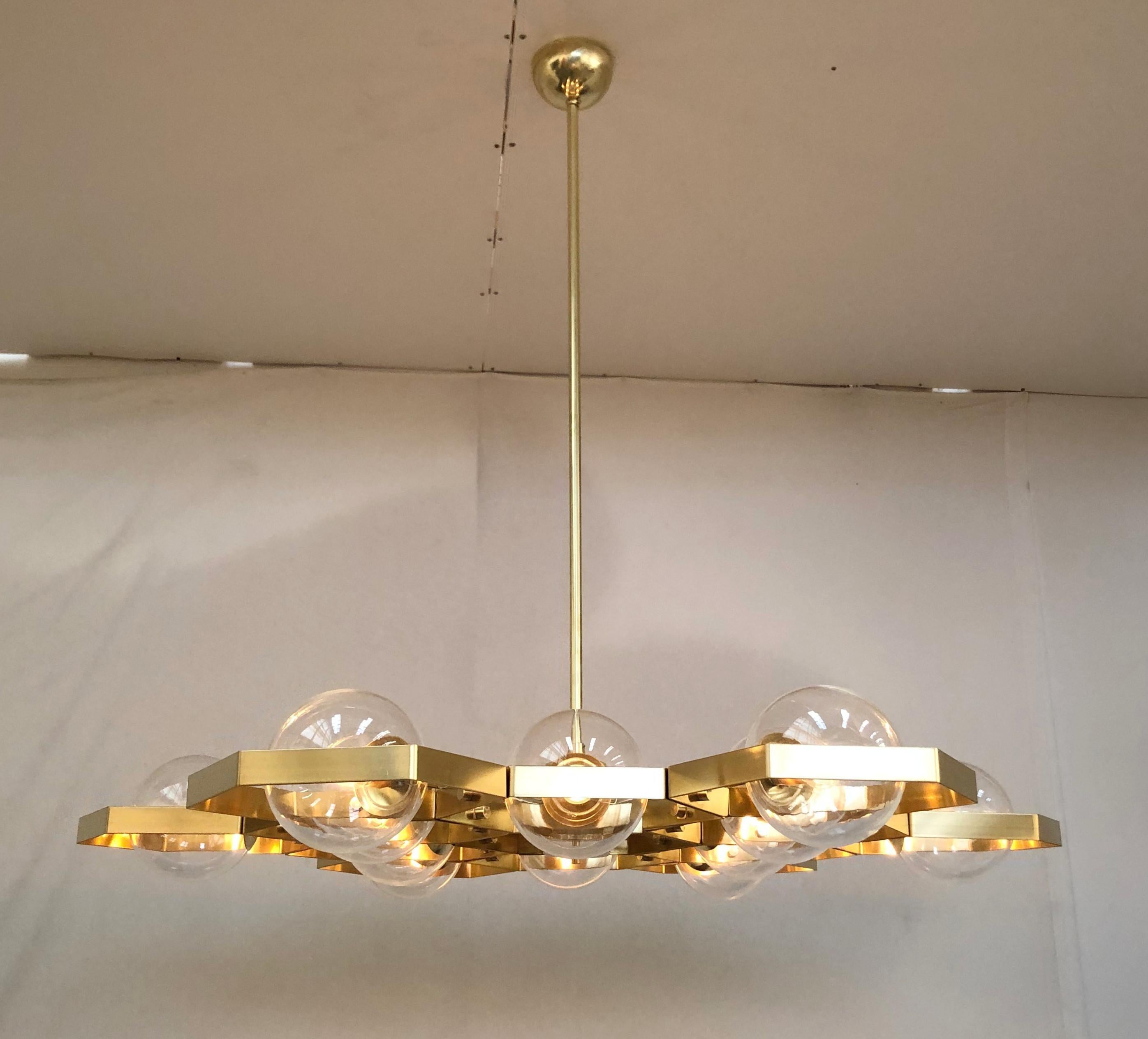 Lampadario a nido d'ape di Fabio Ltd in vendita 1