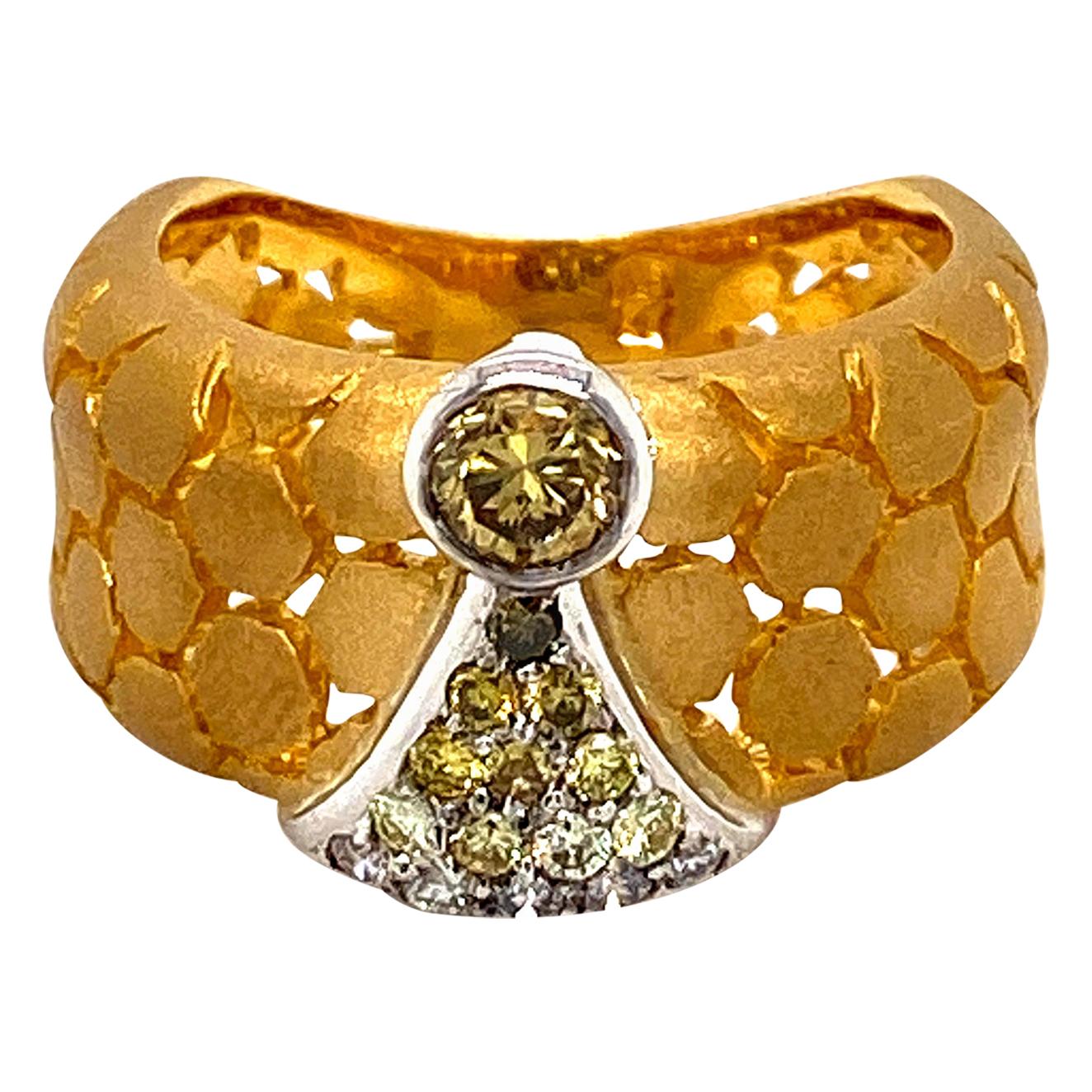 Honeycomb Fancy Color and White Diamond Band Ring in 18 Karat Gold