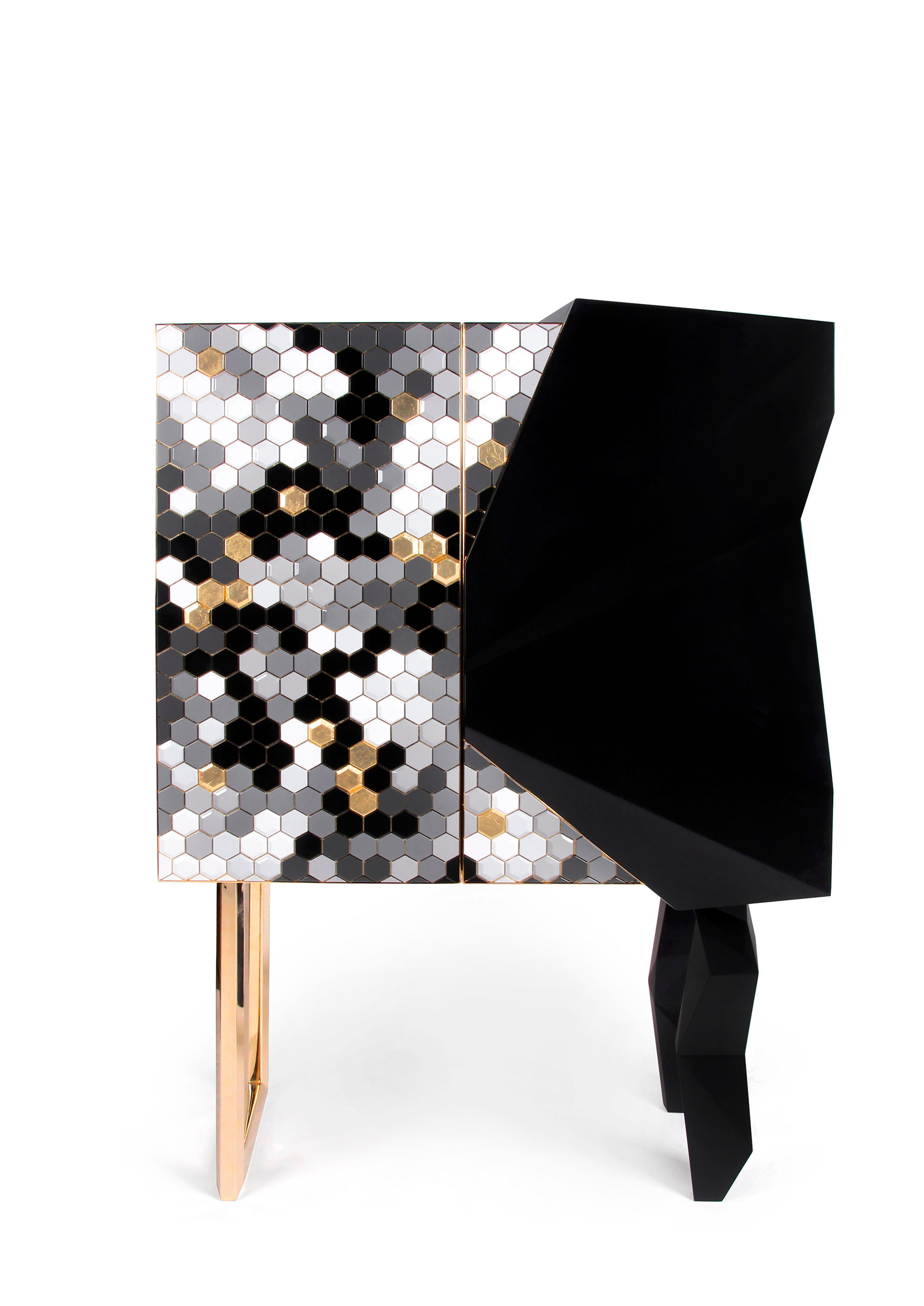 Moderne Armoire Rubis Nid d'abeille, Royal Stranger en vente