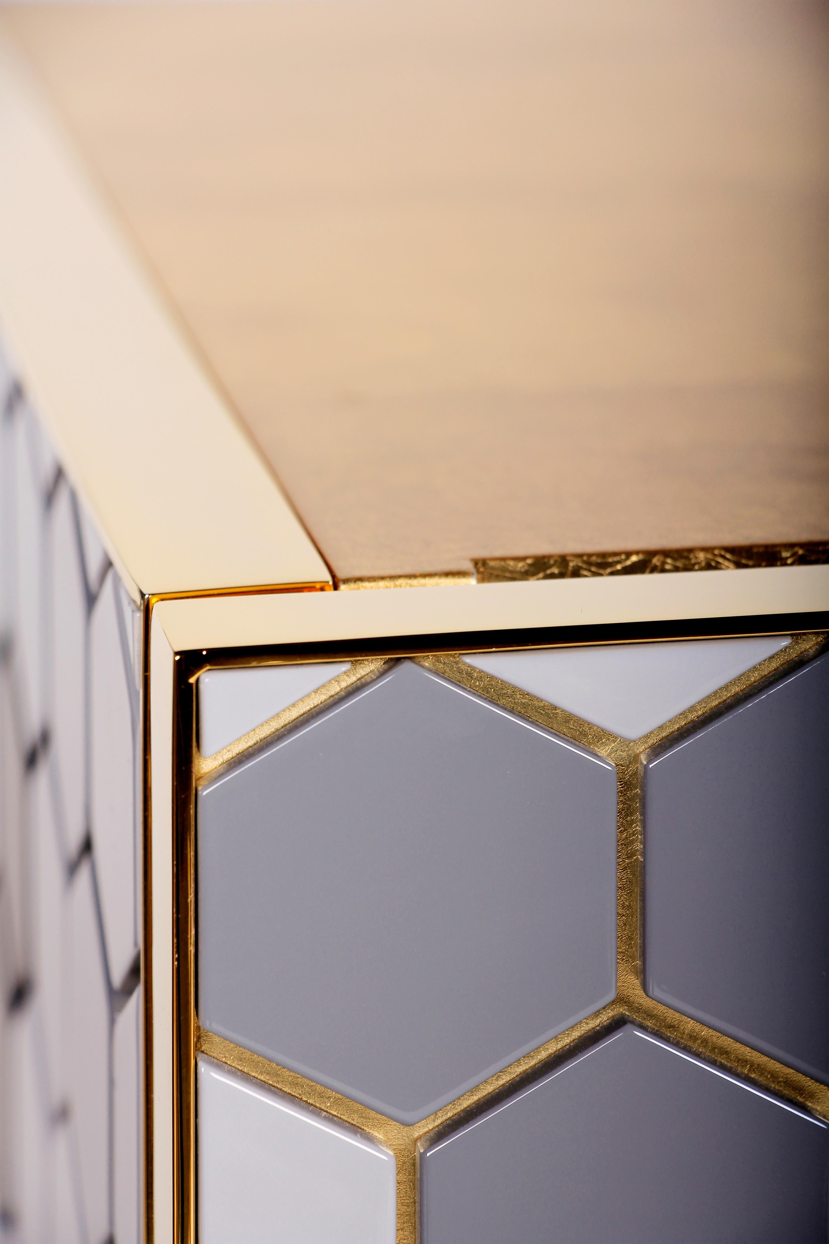 Honeycomb Sideboard, Royal Stranger 1