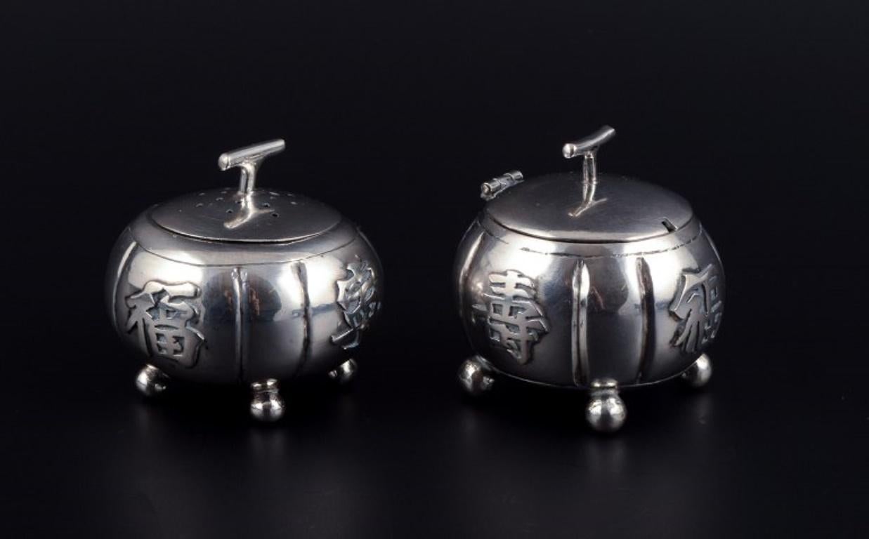Early 20th Century Hong Kong silver, salt and pepper set. Approx. 1920/30s. 