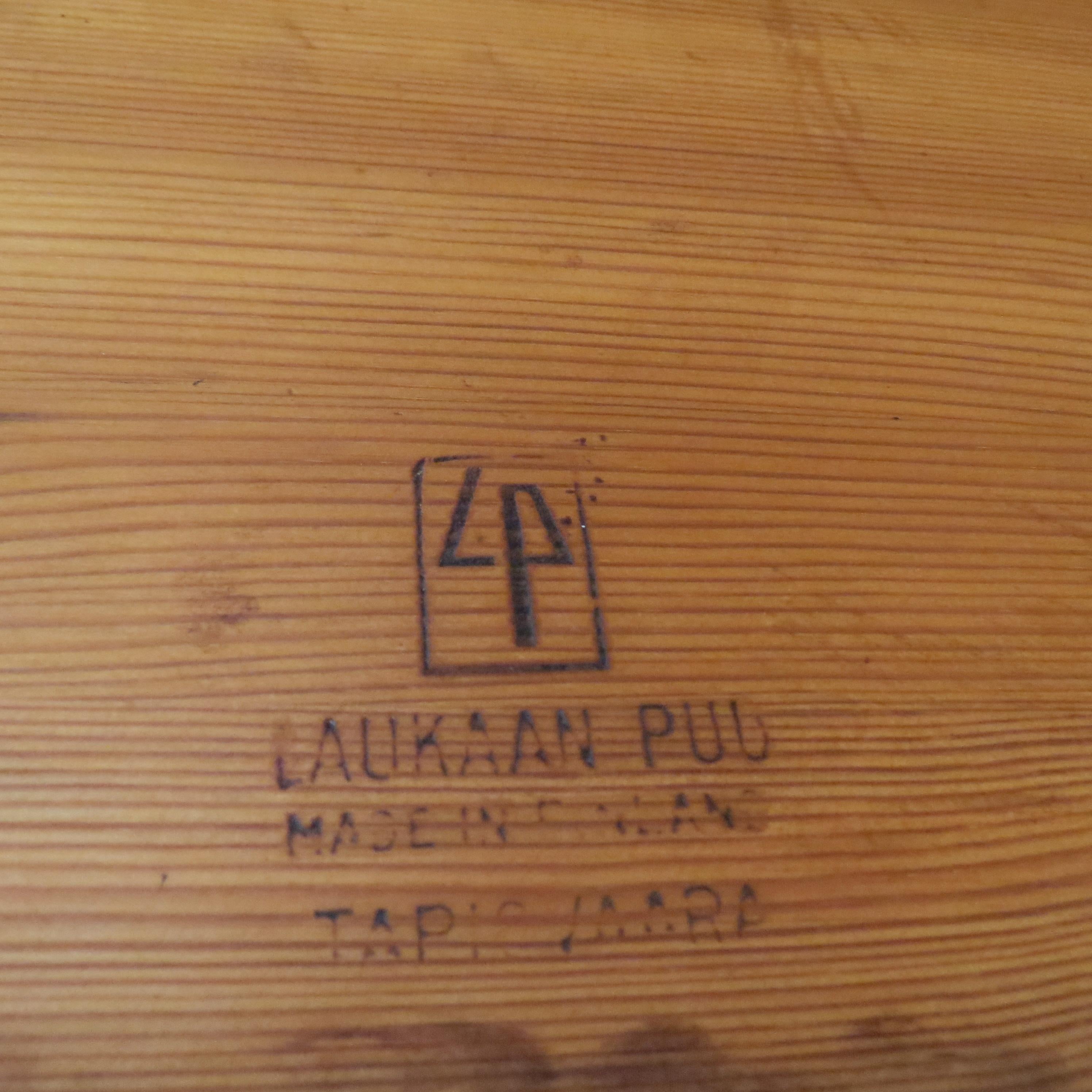 Mesa de comedor de pino 