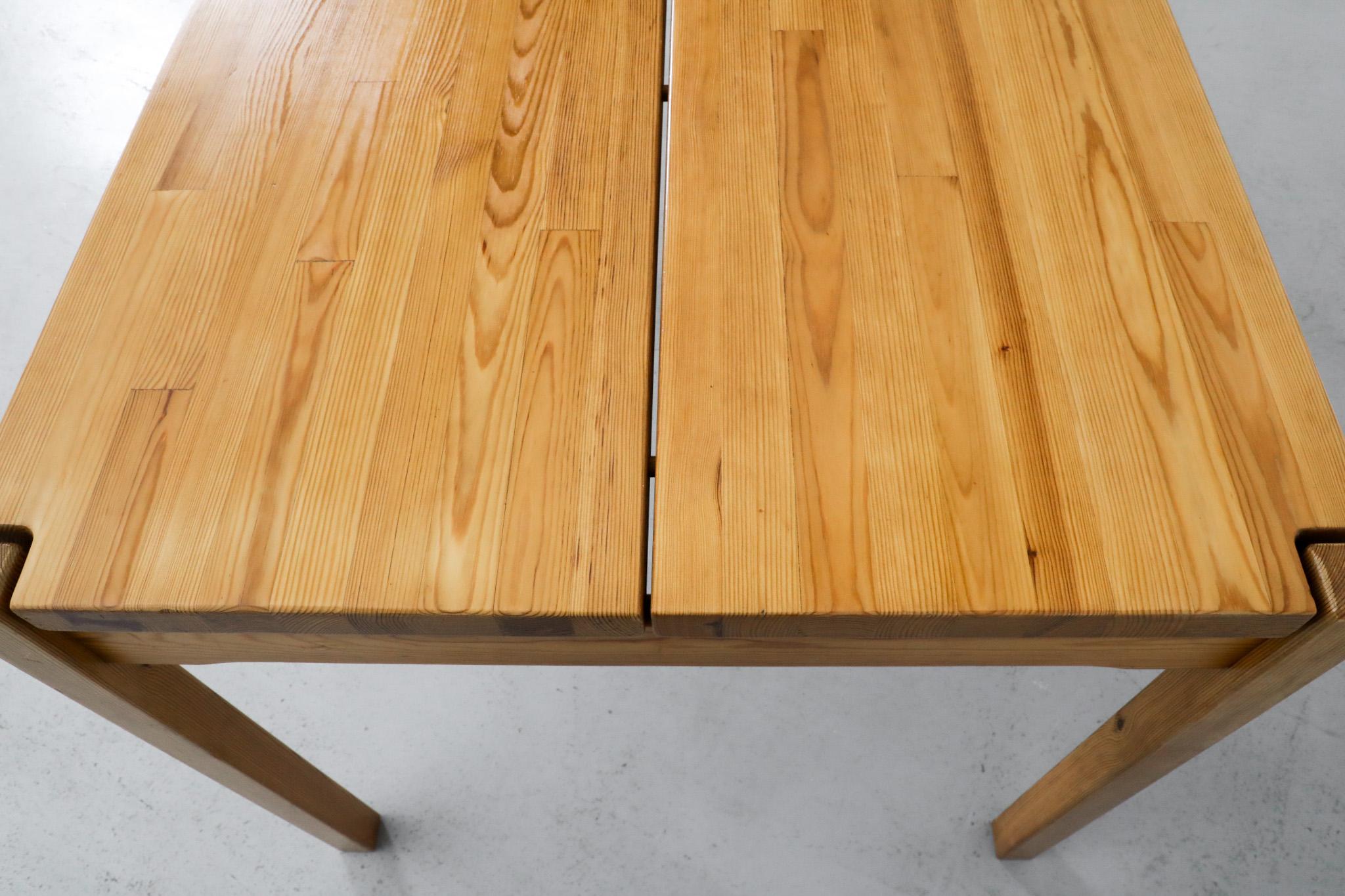 Mesa de comedor de pino 