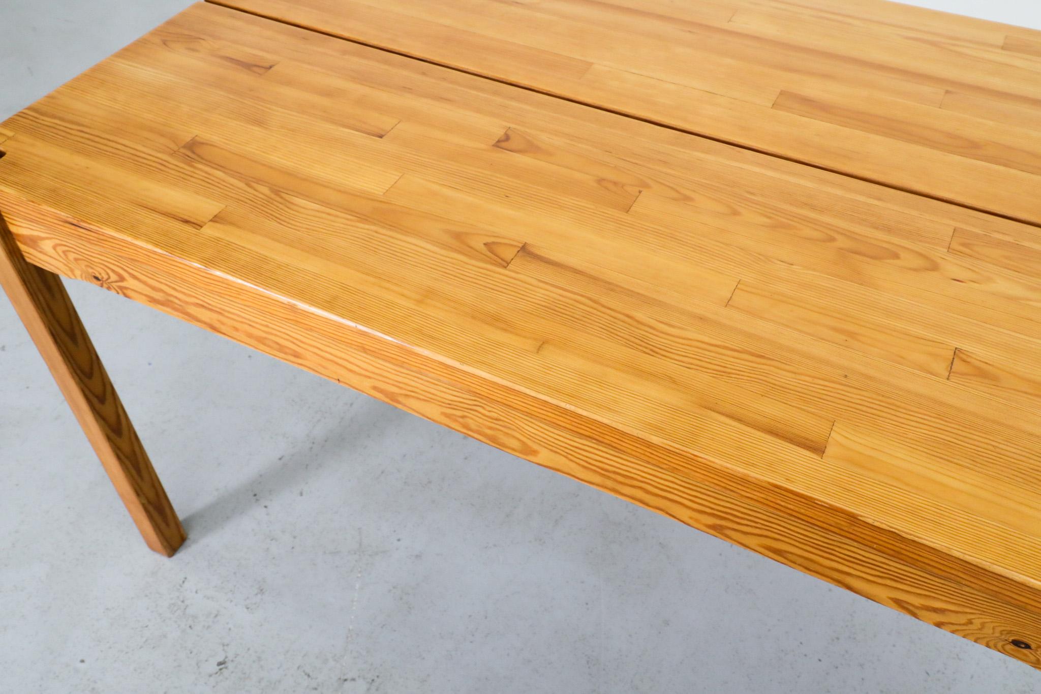Mesa de comedor de pino 