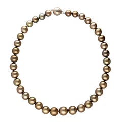 Honora 18 Karat White Gold Pistachio Colored Tahitian Pearl Necklace Strand