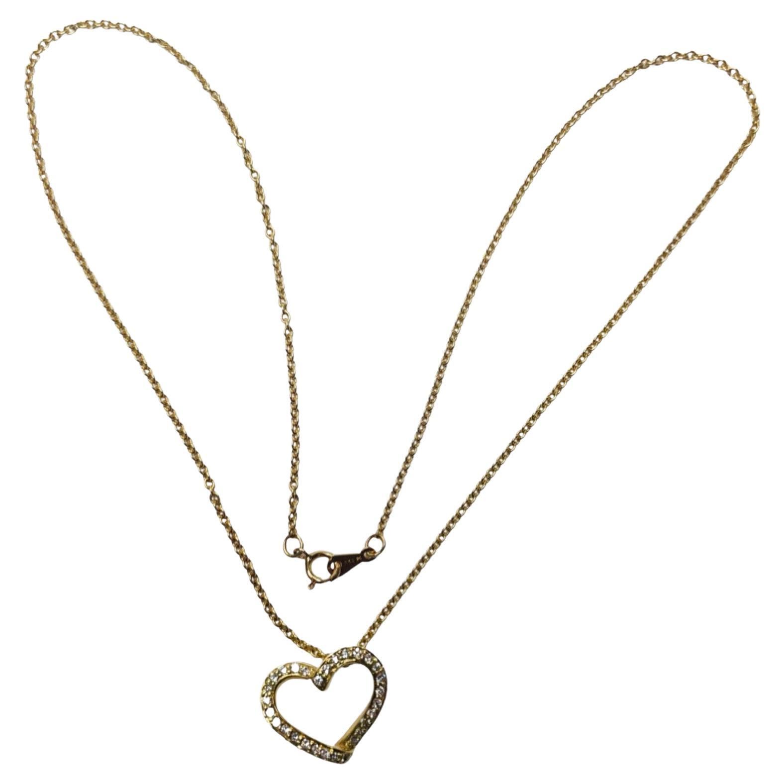 Honora 18K Yellow Gold Diamond Heart Pendant with Chain For Sale