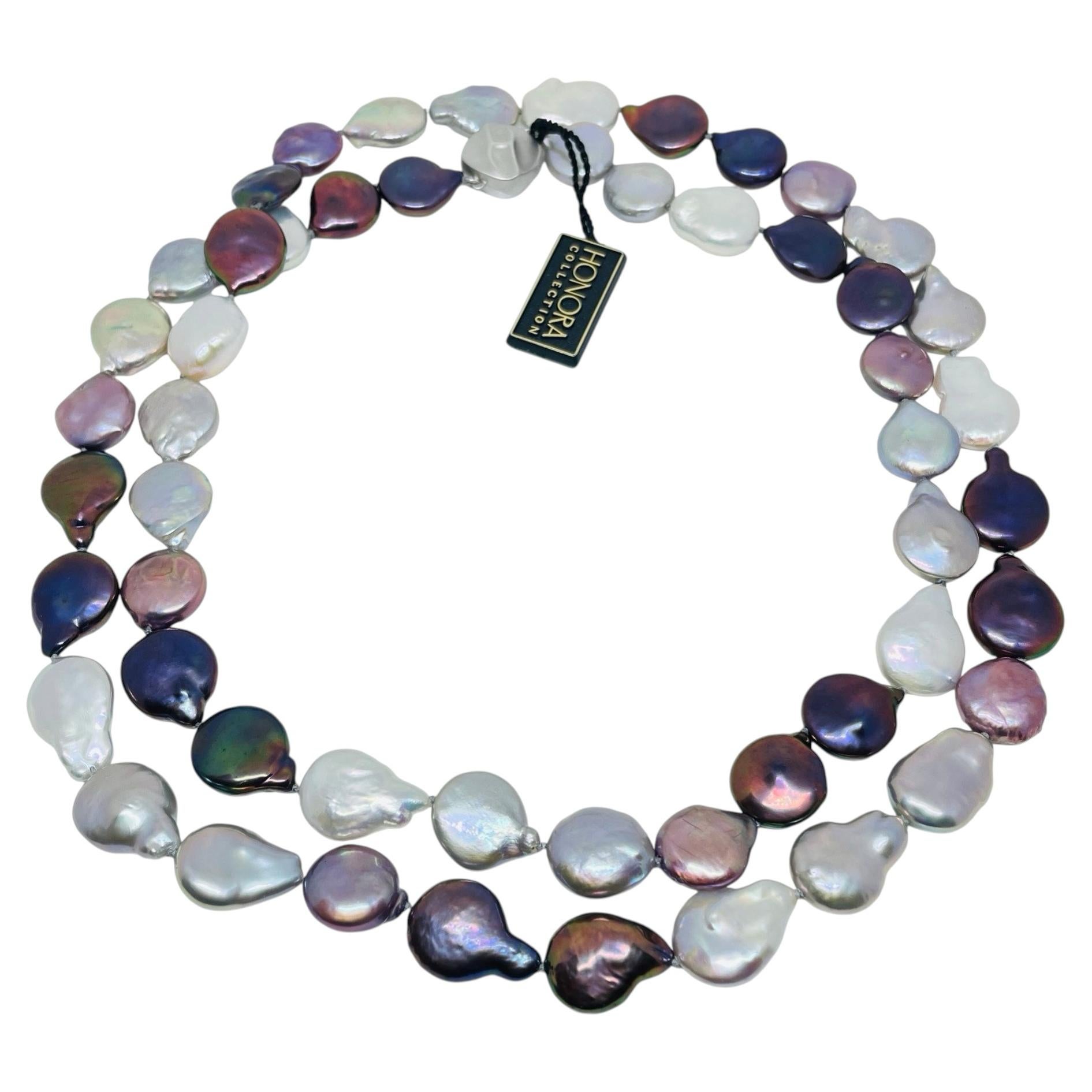 Collana lunga HONORA in argento sterling con perle coltivate d'acqua dolce vintage a forma di moneta in vendita