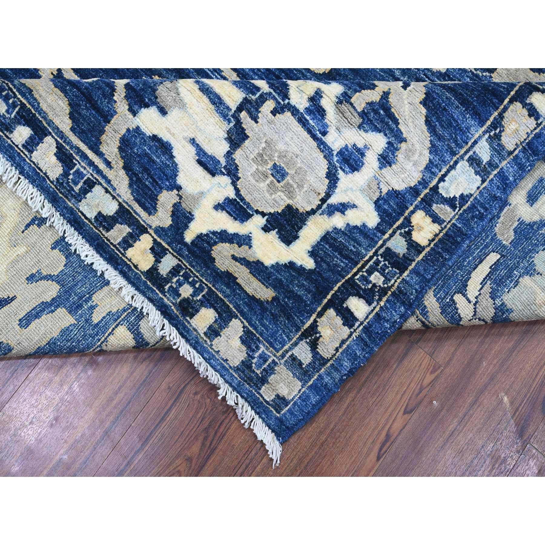 Honorable tapis oriental Peshawar Mahal Design en laine bleue nouée à la main 8'3
