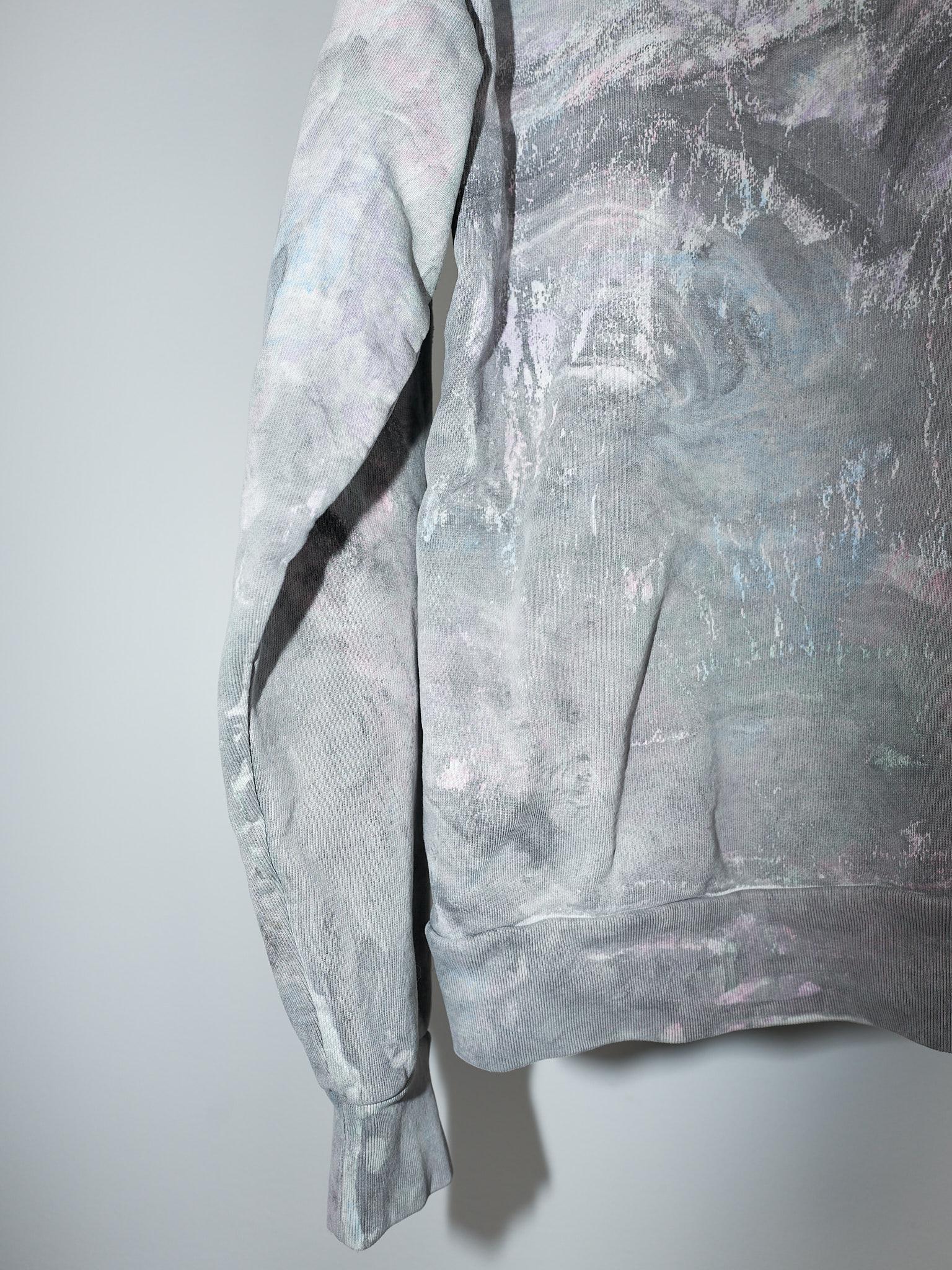 Dauphin  capuche en coton biologique teint marbre gris pastel avec ornements en chrome en vente 7