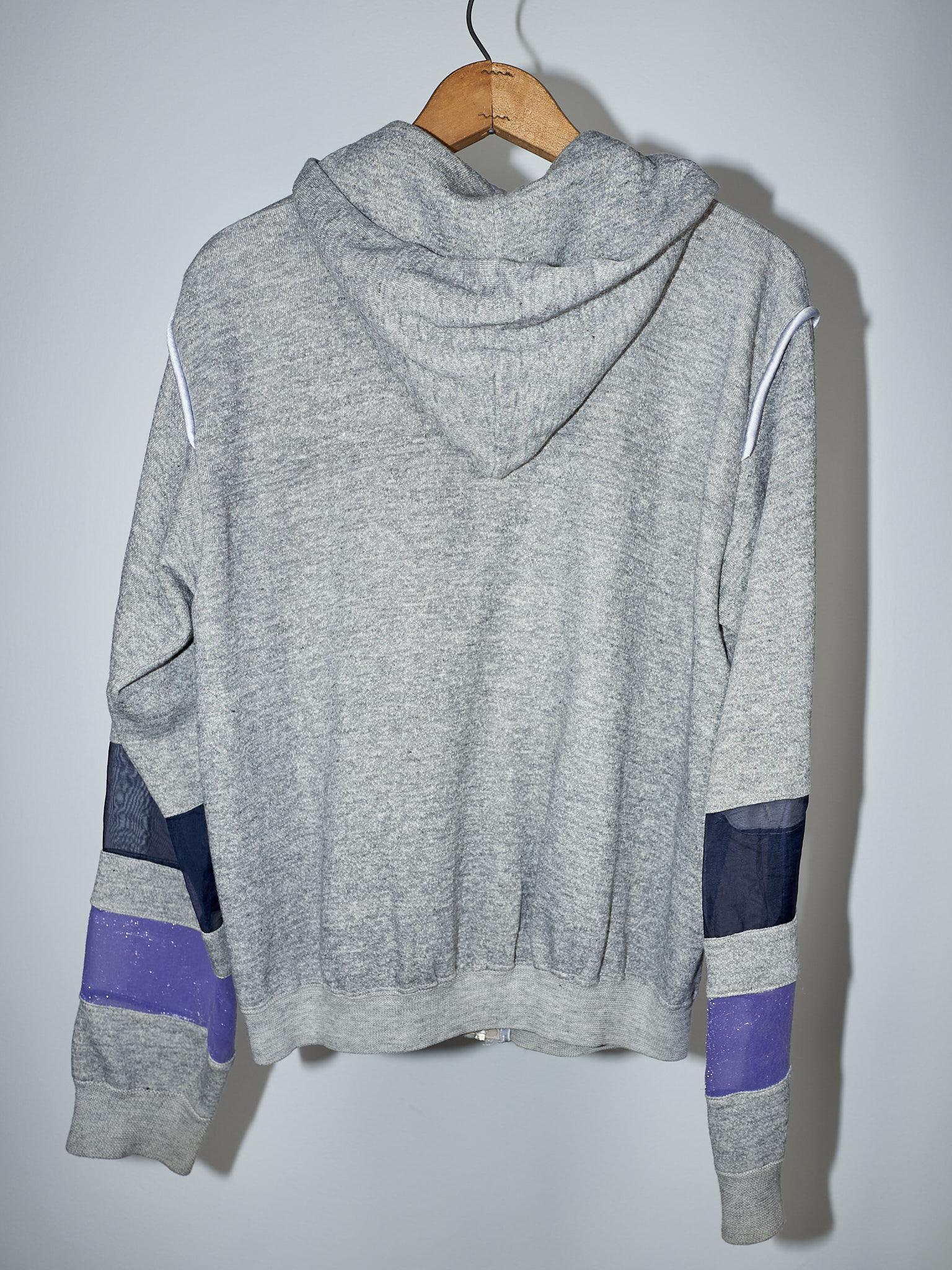Sweat-shirt à capuche en organza de soie gris patchwork J Dauphin en vente 5