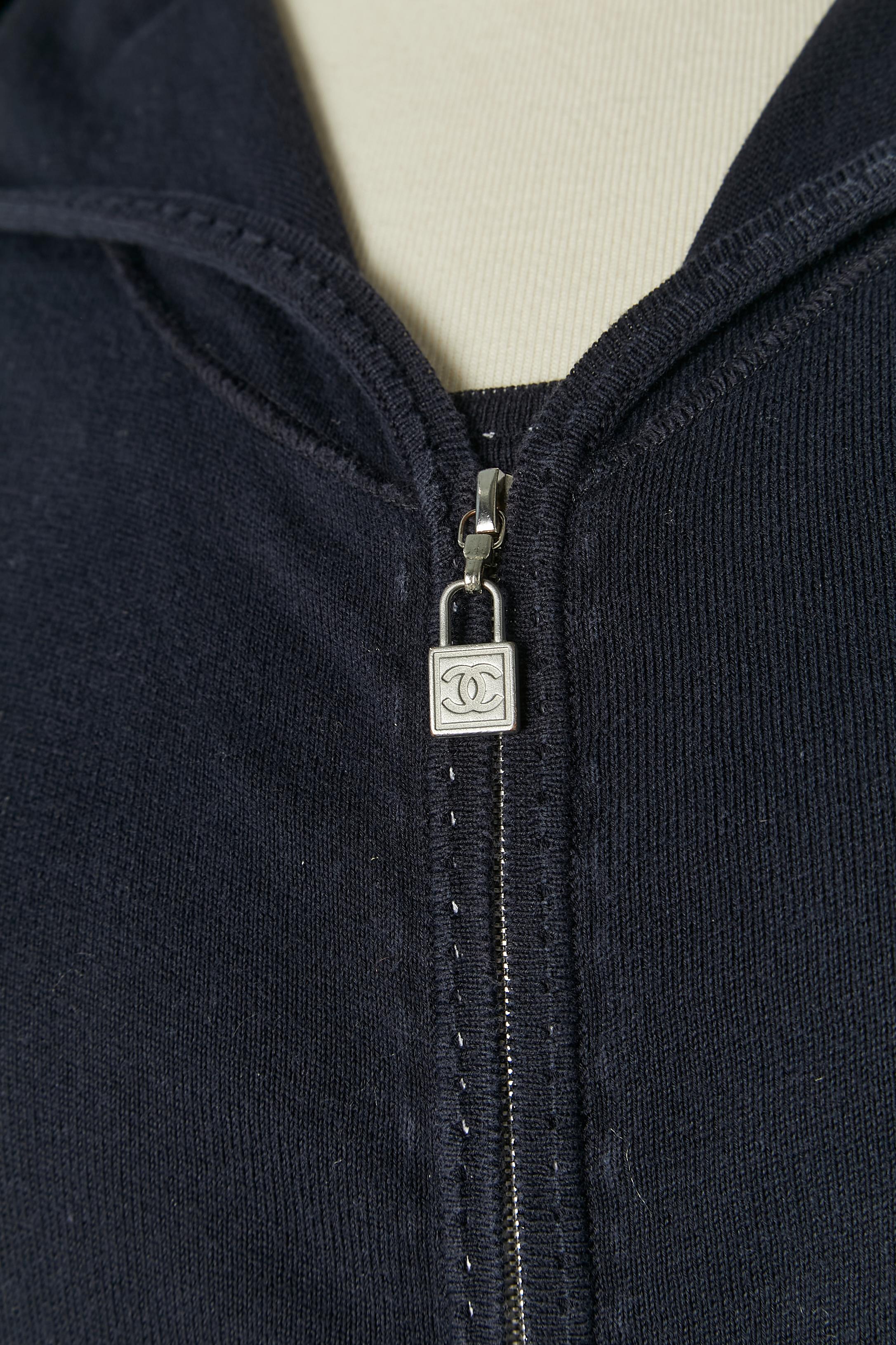 Nero Felpa con cappuccio, maglietta e pantaloni da jogging in cotone jacquard navy Chanel in vendita