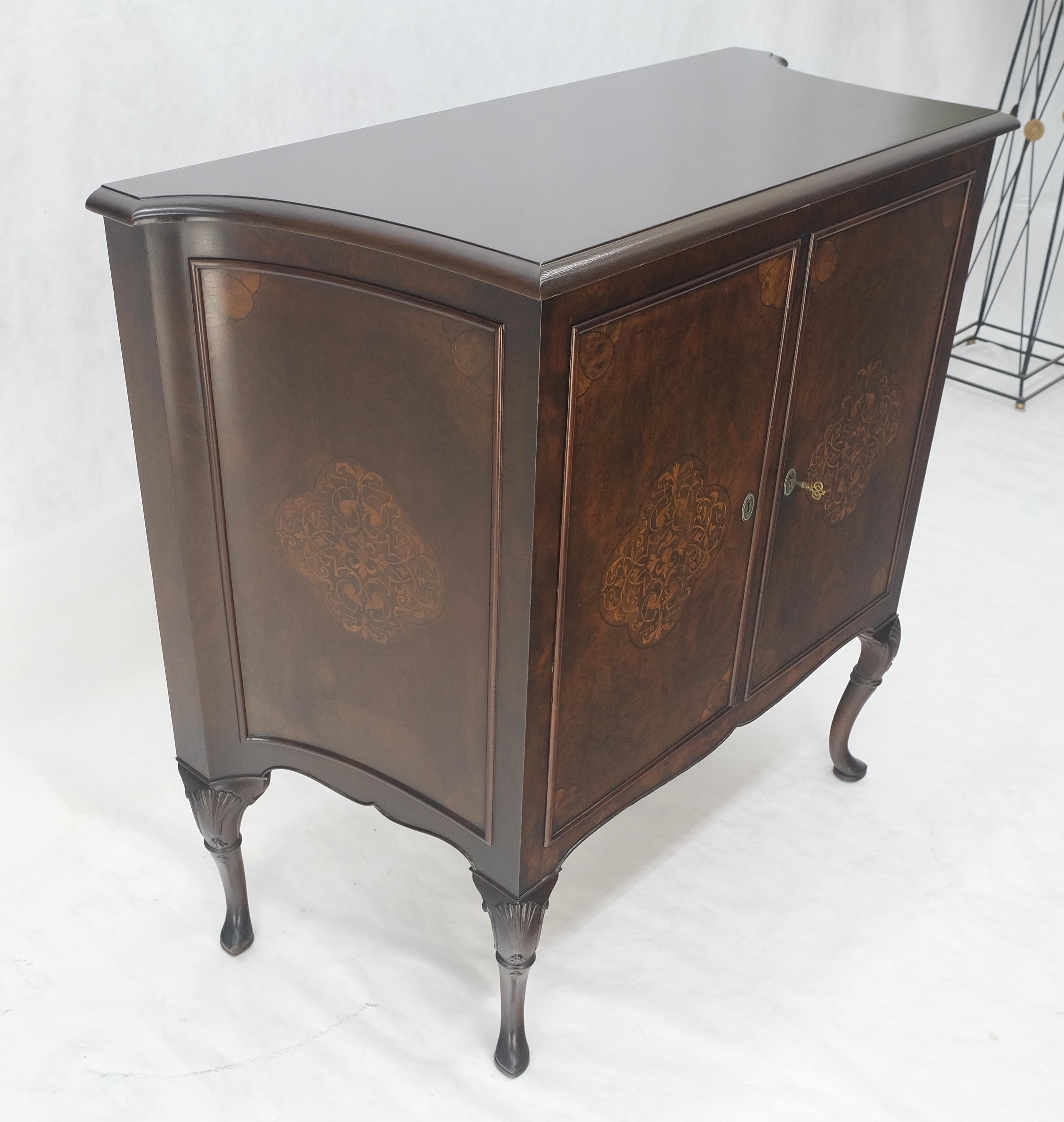 ¡Pies estilo pezuña 6 cajones encajados Armario cóncavo de doble puerta incrustada Nogal MINT! en venta 6