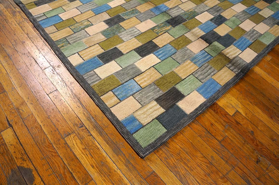 Zeitgenössischer amerikanischer Kapuzenteppich mit Kapuze (9' x 12' - 274 x 365 ) (Chinesisch) im Angebot