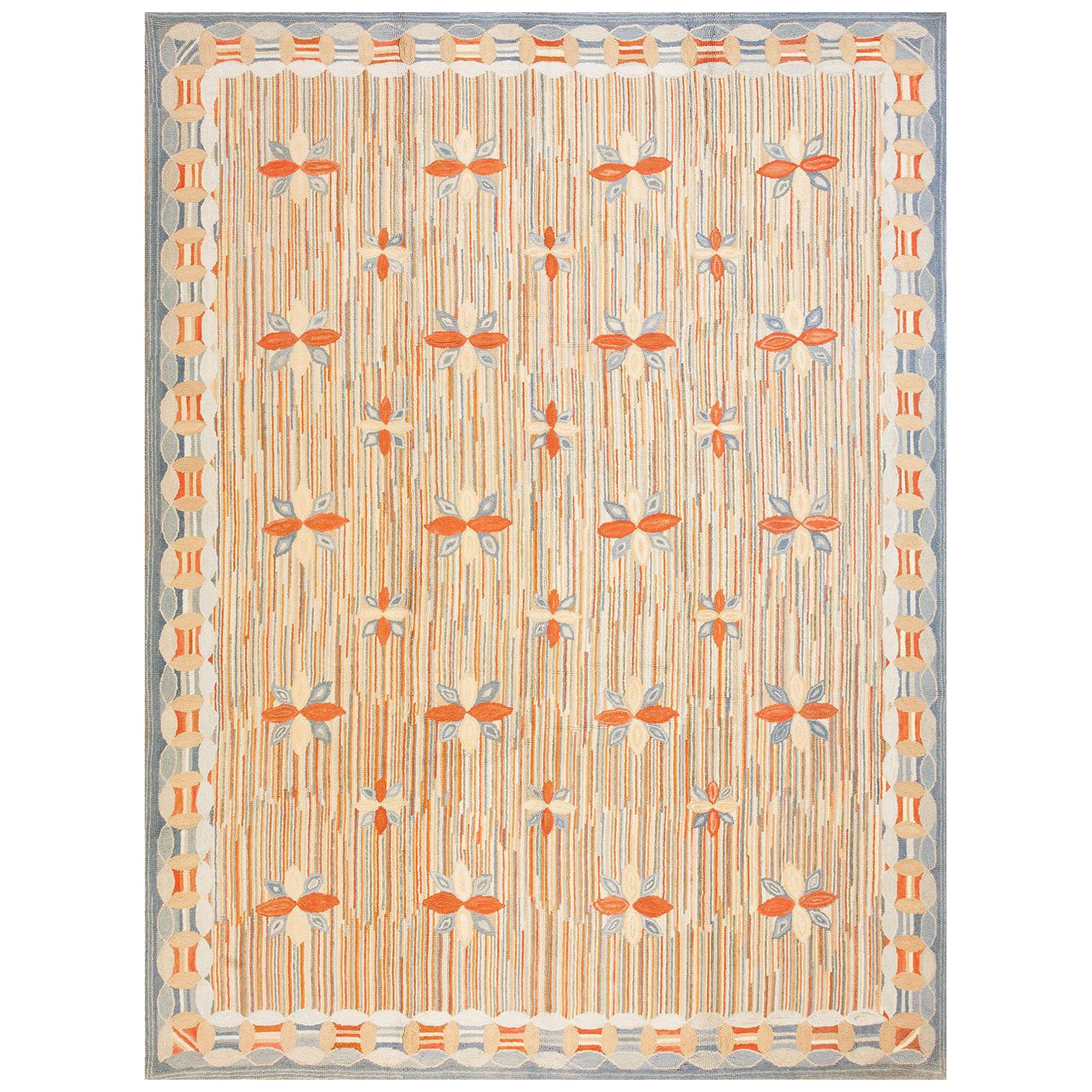 Contemporary American Hooked Rug (9' x 12' - 274 x 365 )