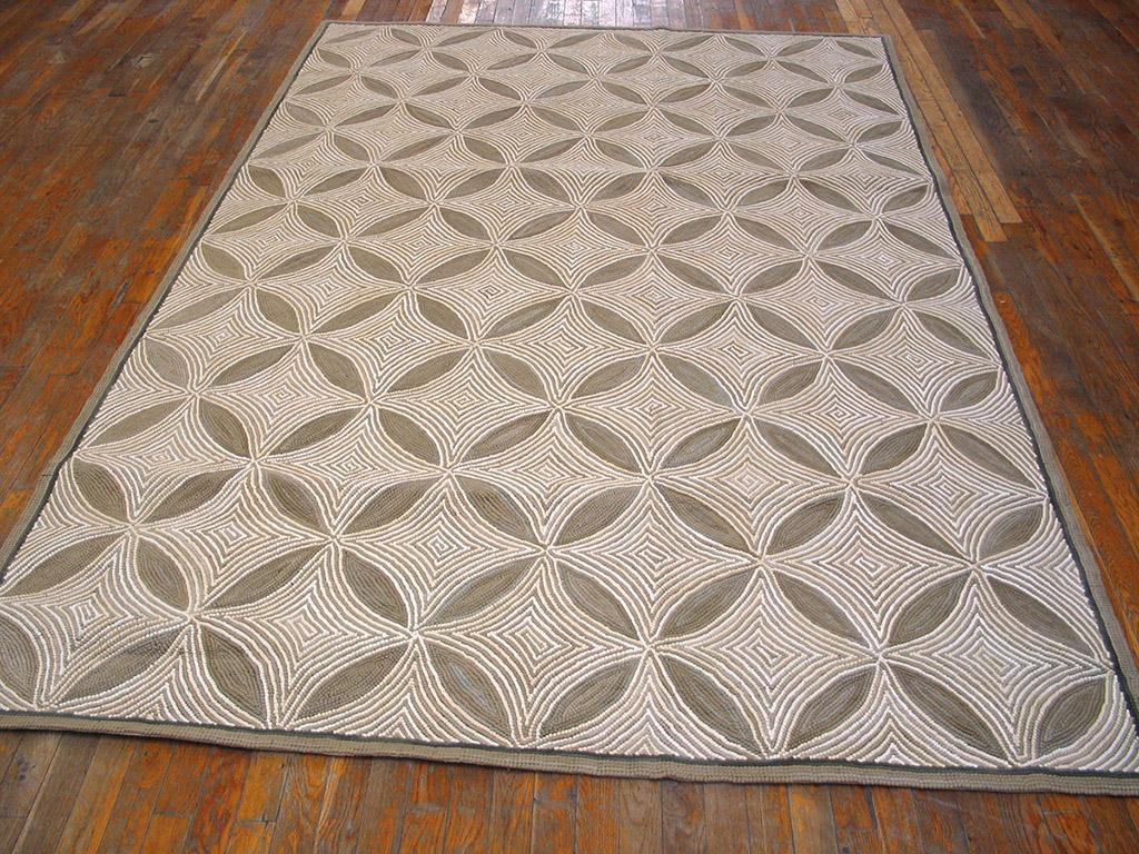 Hand-Woven Contemporary Hooked Rug 6' 0