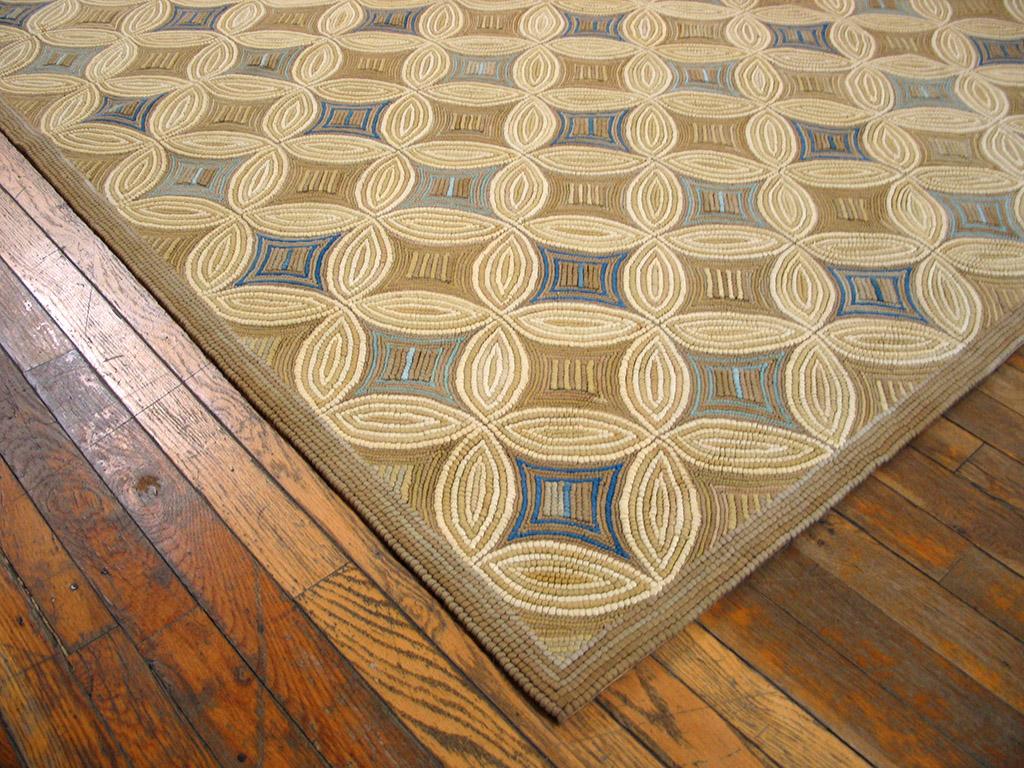 Contemporary Cotton Hooked Rug ( 6' x 9' - 183 x 275 ) For Sale 1