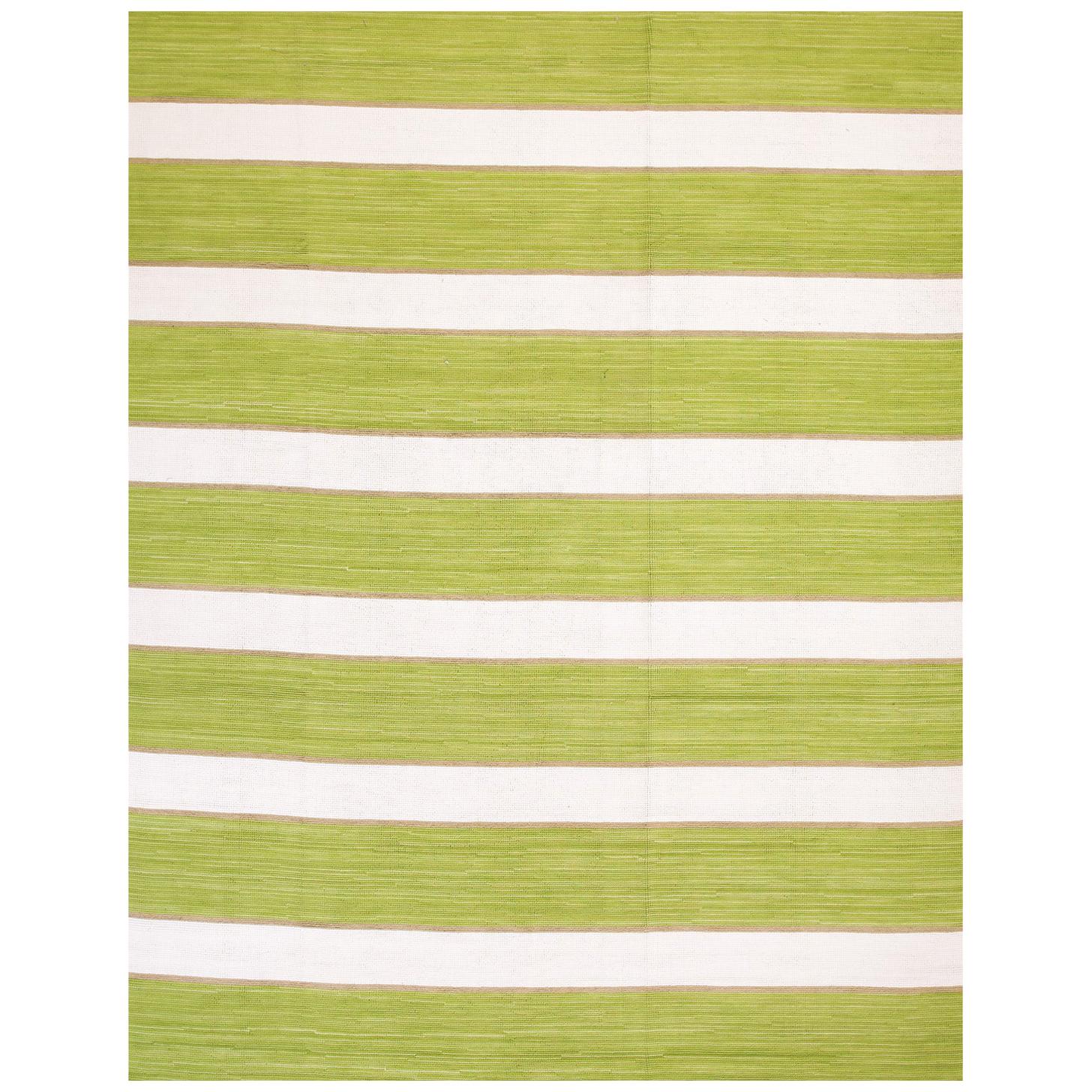 Contemporary American Hooked Rug (8' x 10' - 243 x 304) For Sale