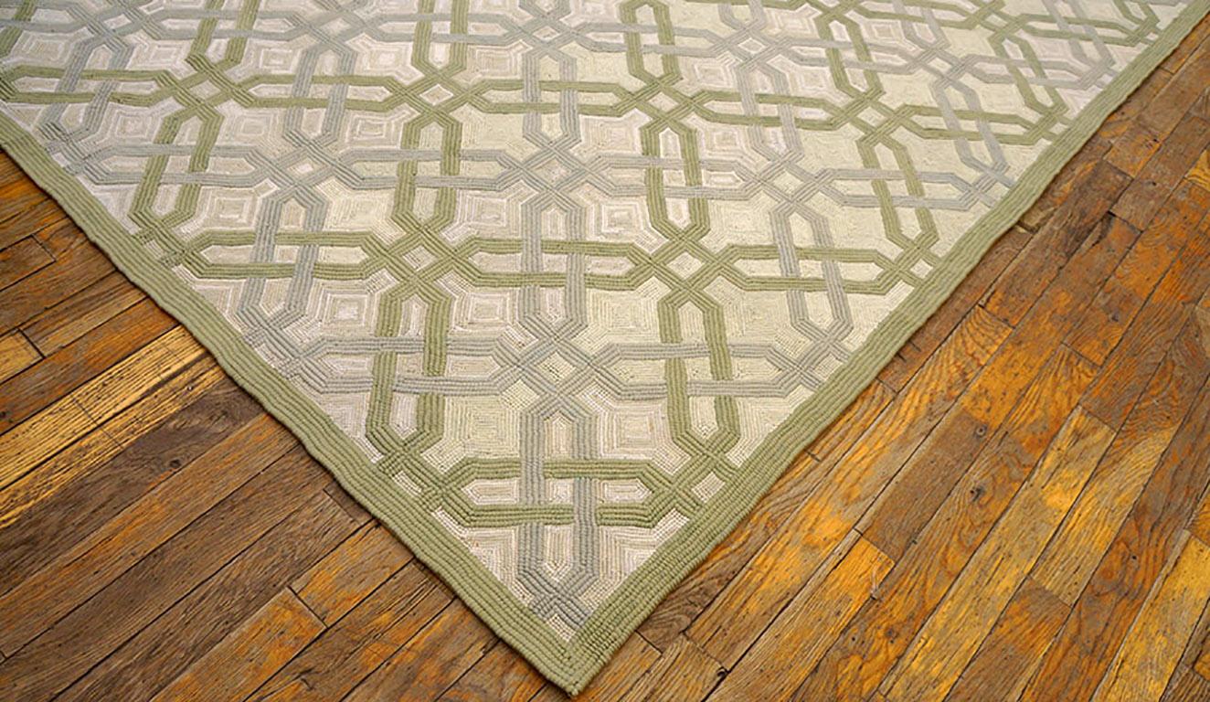 Zeitgenössischer amerikanischer Kapuzenteppich mit Kapuze (9' x 12' - 274 x 365 ) (Chinesisch) im Angebot