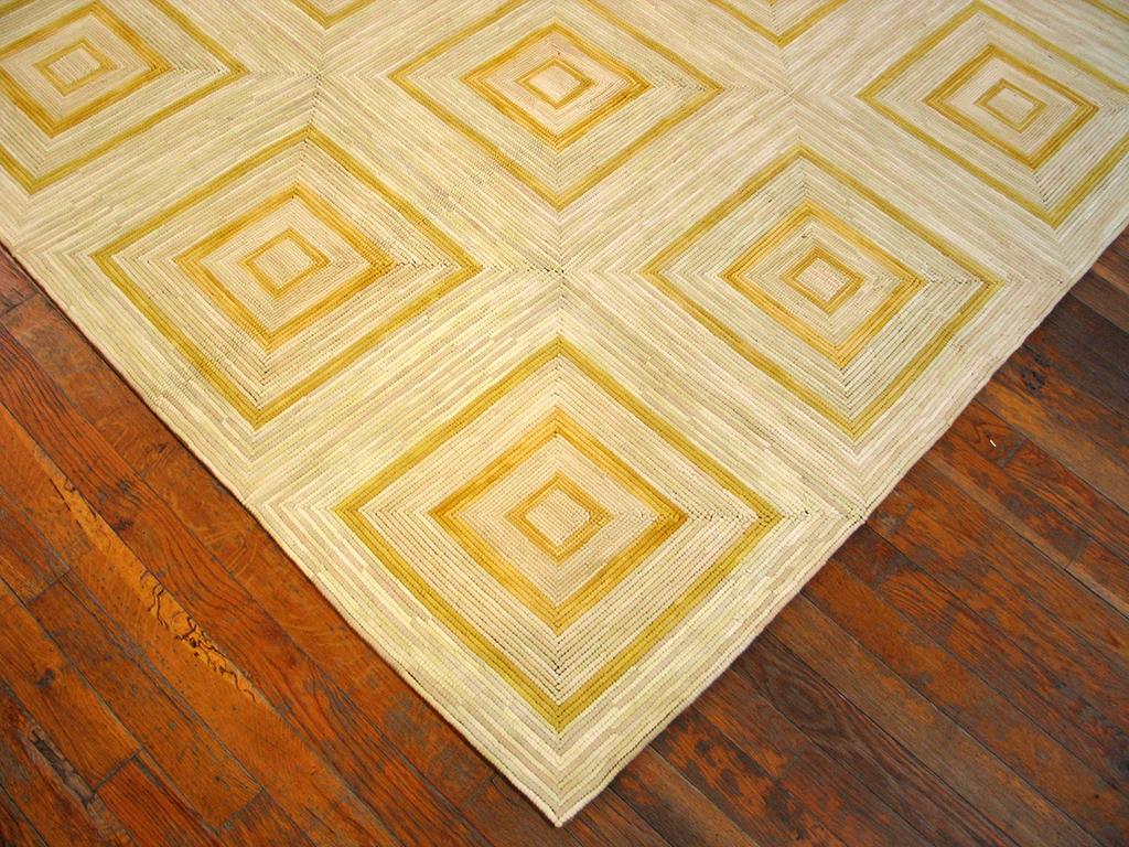 9' x 12' rug in cm