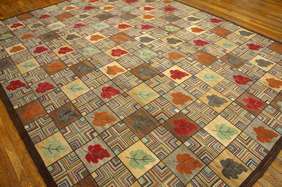 Zeitgenössischer amerikanischer Kapuzenteppich mit Kapuze (9' x 12' - 274 x 365) (Baumwolle) im Angebot
