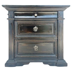 Hooker Furniture "Treviso" Table de nuit à 3 tiroirs en épicéa massif et placage de pin