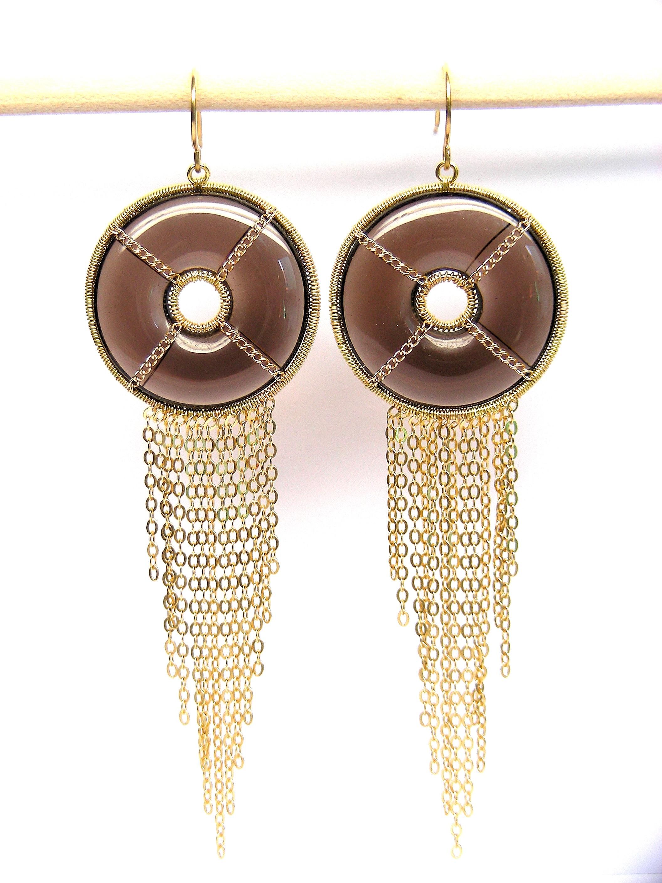 Summer Splash Hoop 18k Gold Earrings with Clear Onyx Mandala For Sale 1
