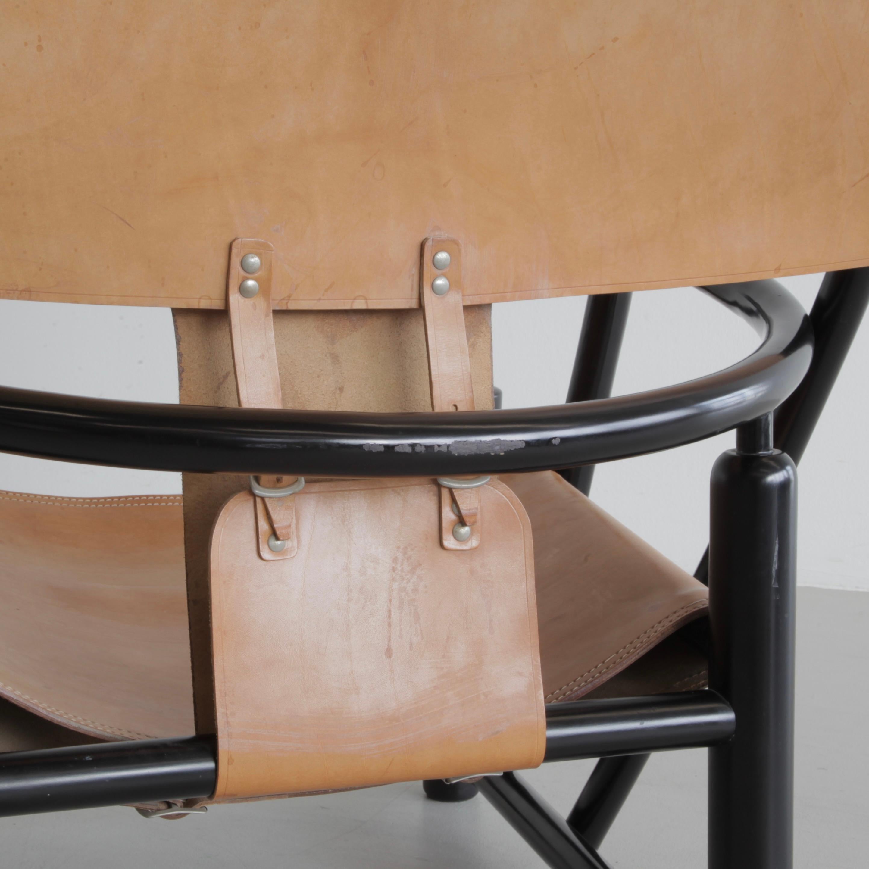 Sillón Hoop de PALANGE & TOFFOLONI finales del siglo XX en venta