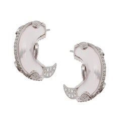 Boucles d'oreilles en or 18 carats avec quartz rose sculpté et diamants de 0,71 carat