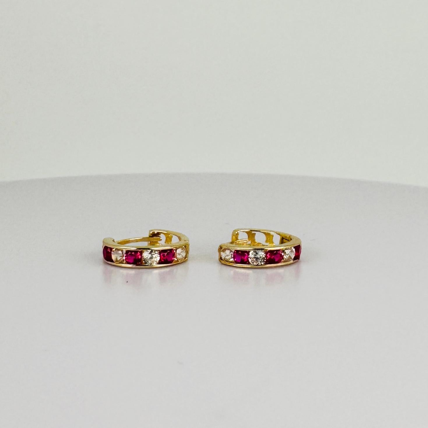 Hoop Earrings 14k Yellow Gold with Rubies Diamonds Damen im Angebot