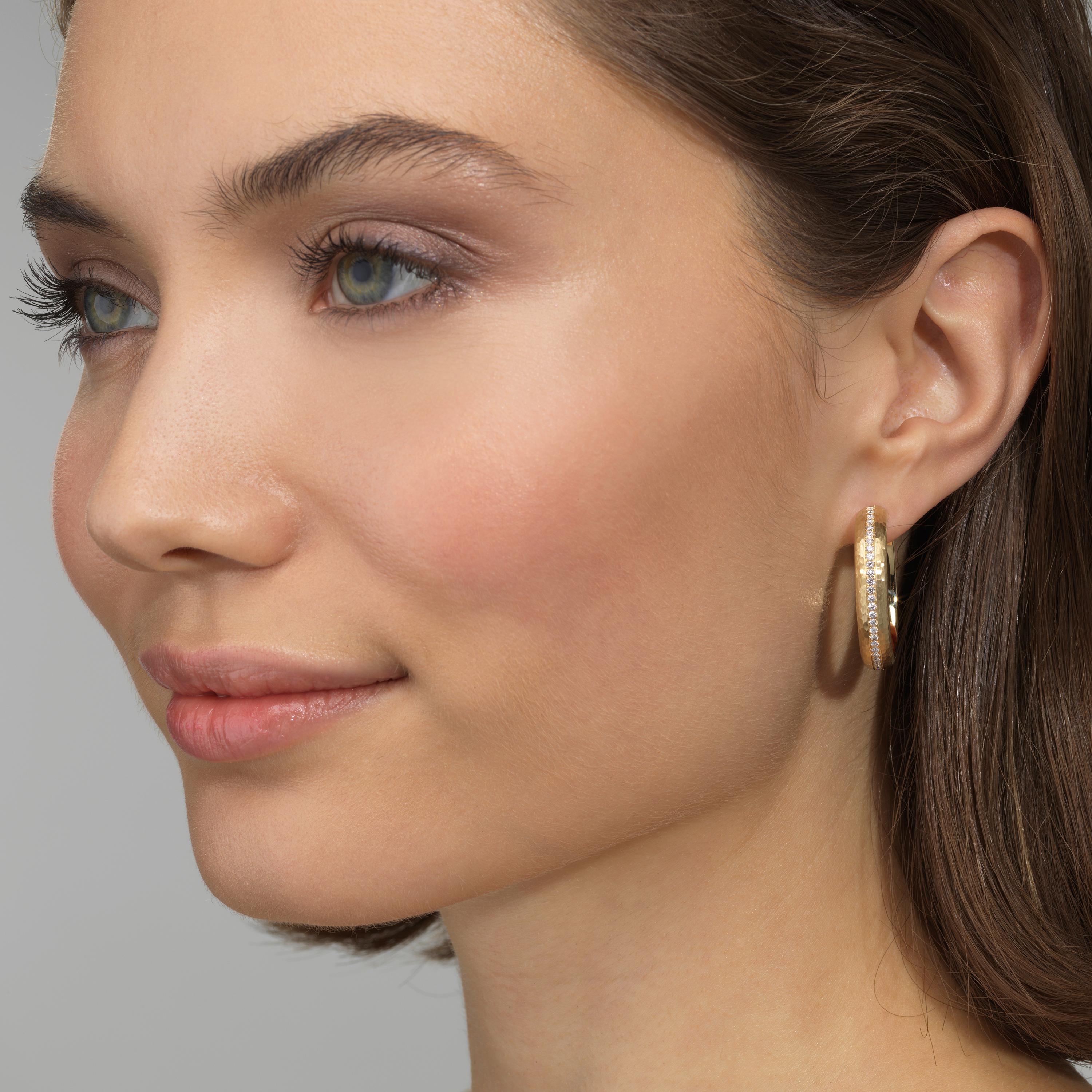 Women's 18K Yellow Gold Diamond Earrings For Sale