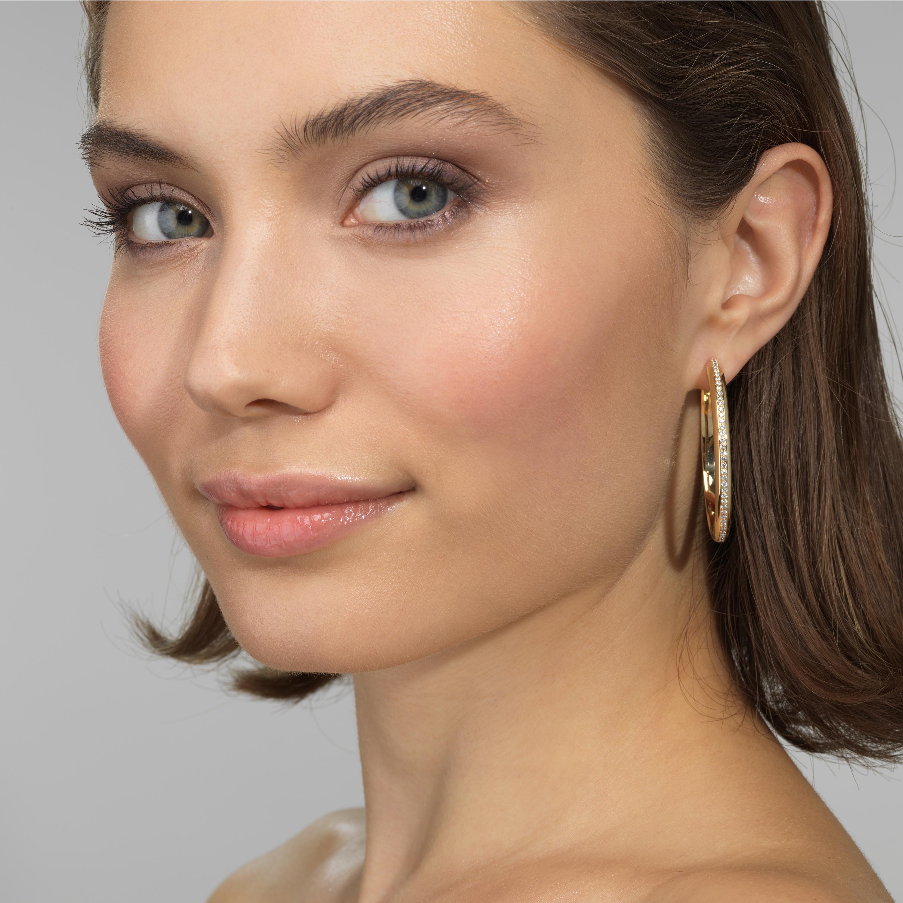 18 Karat Gelbgold Diamant-Ohrringe im Angebot 2