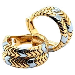 Creolen aus der Kollektion Spiga aus 18 Karat Gelb- und Weißgold von Bvlgari