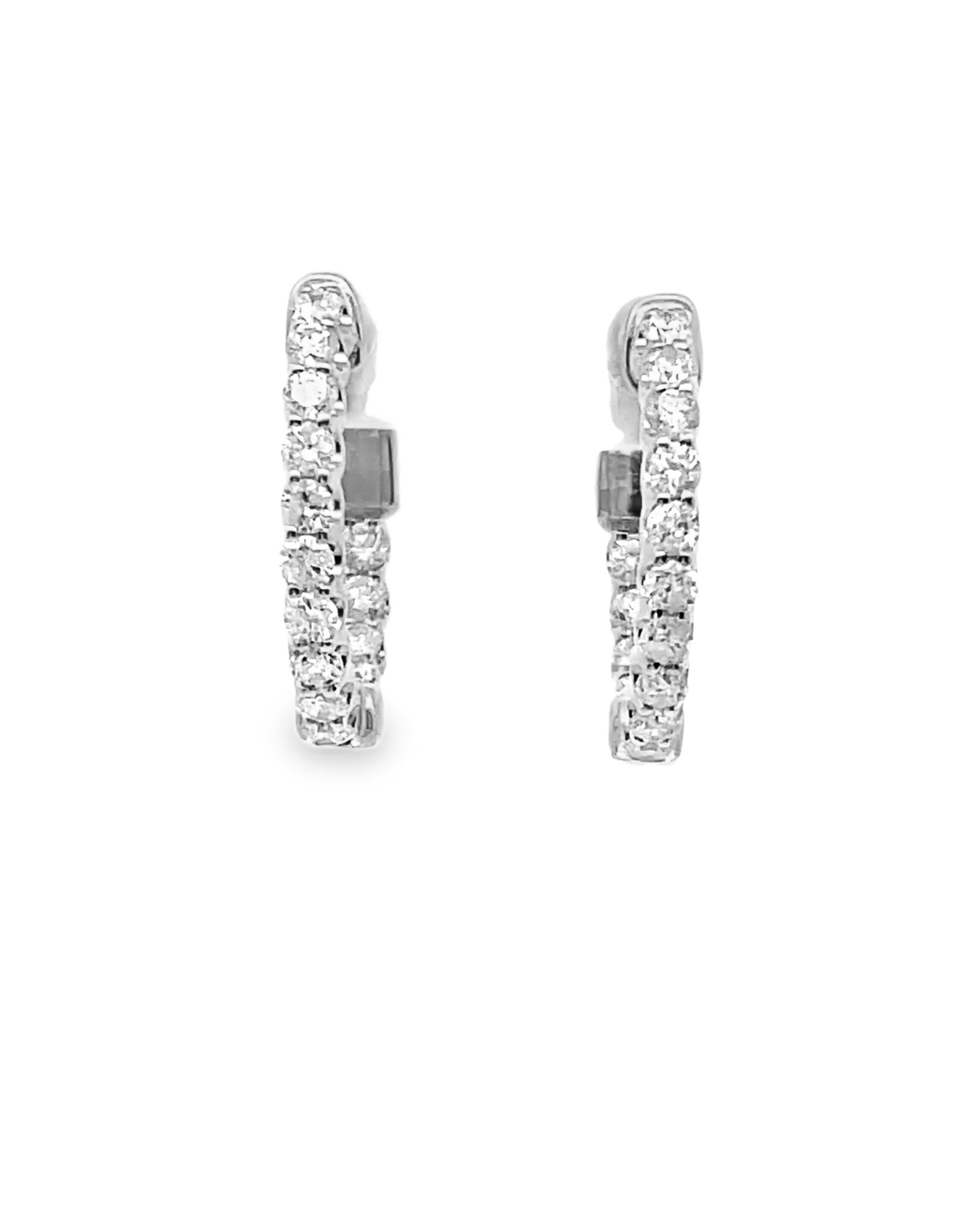 Contemporaneo Hoop Earrings in 14K White Gold with Round Diamonds 0.83 Carats Total in vendita