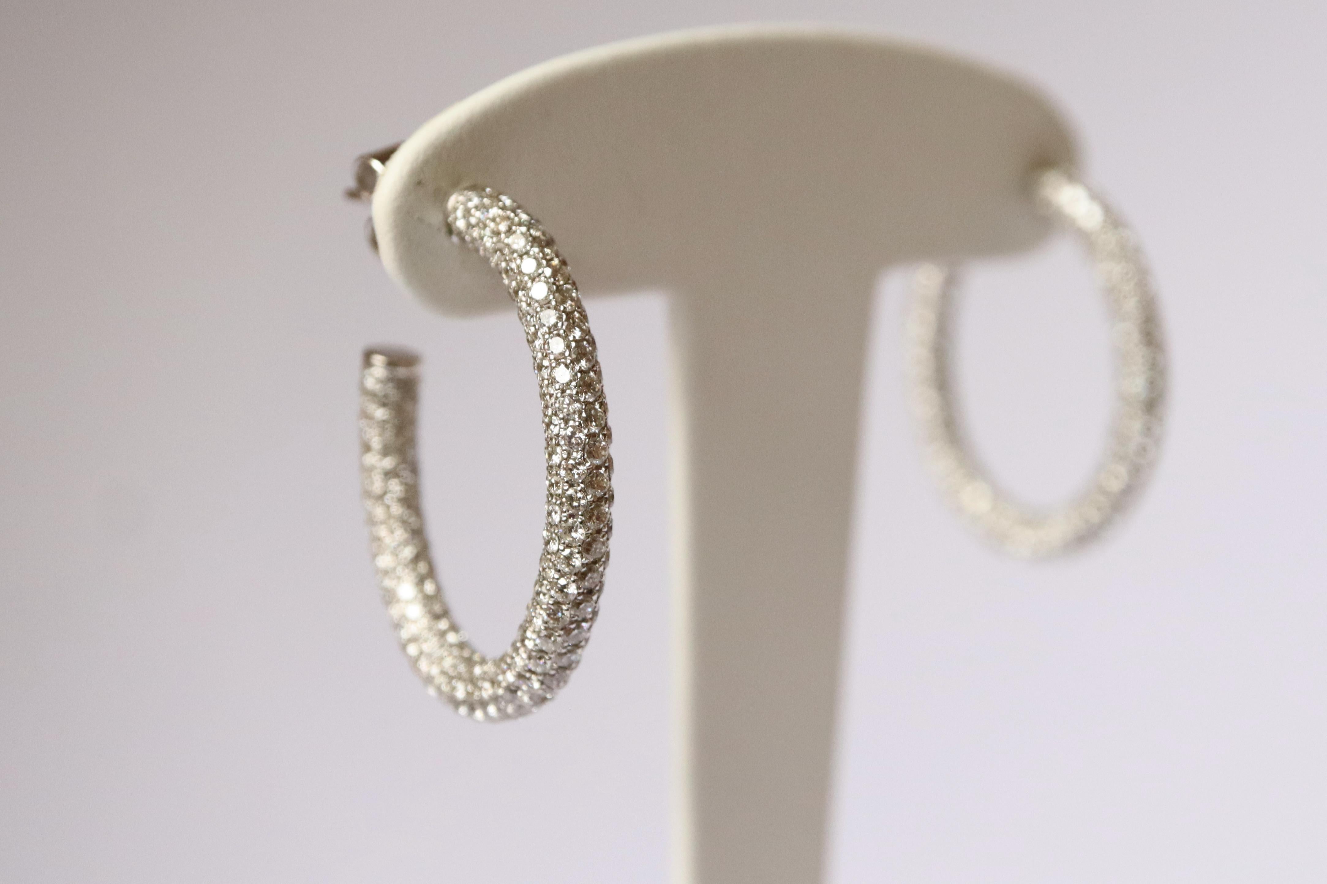 Hoop Earrings in 18 Carat White Gold Setting 5.32 Carats of Diamonds For Sale 5