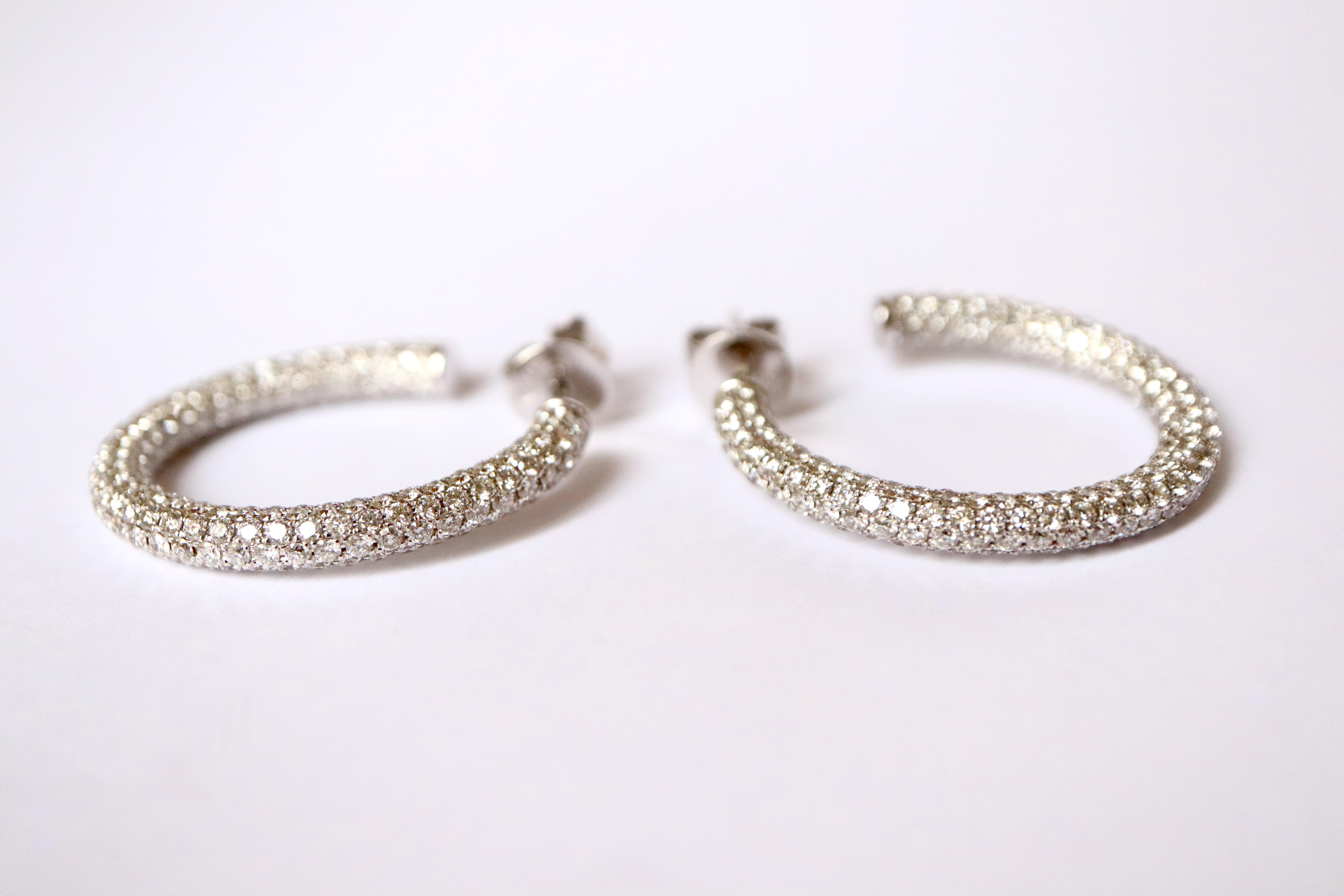 Brilliant Cut Hoop Earrings in 18 Carat White Gold Setting 5.32 Carats of Diamonds For Sale