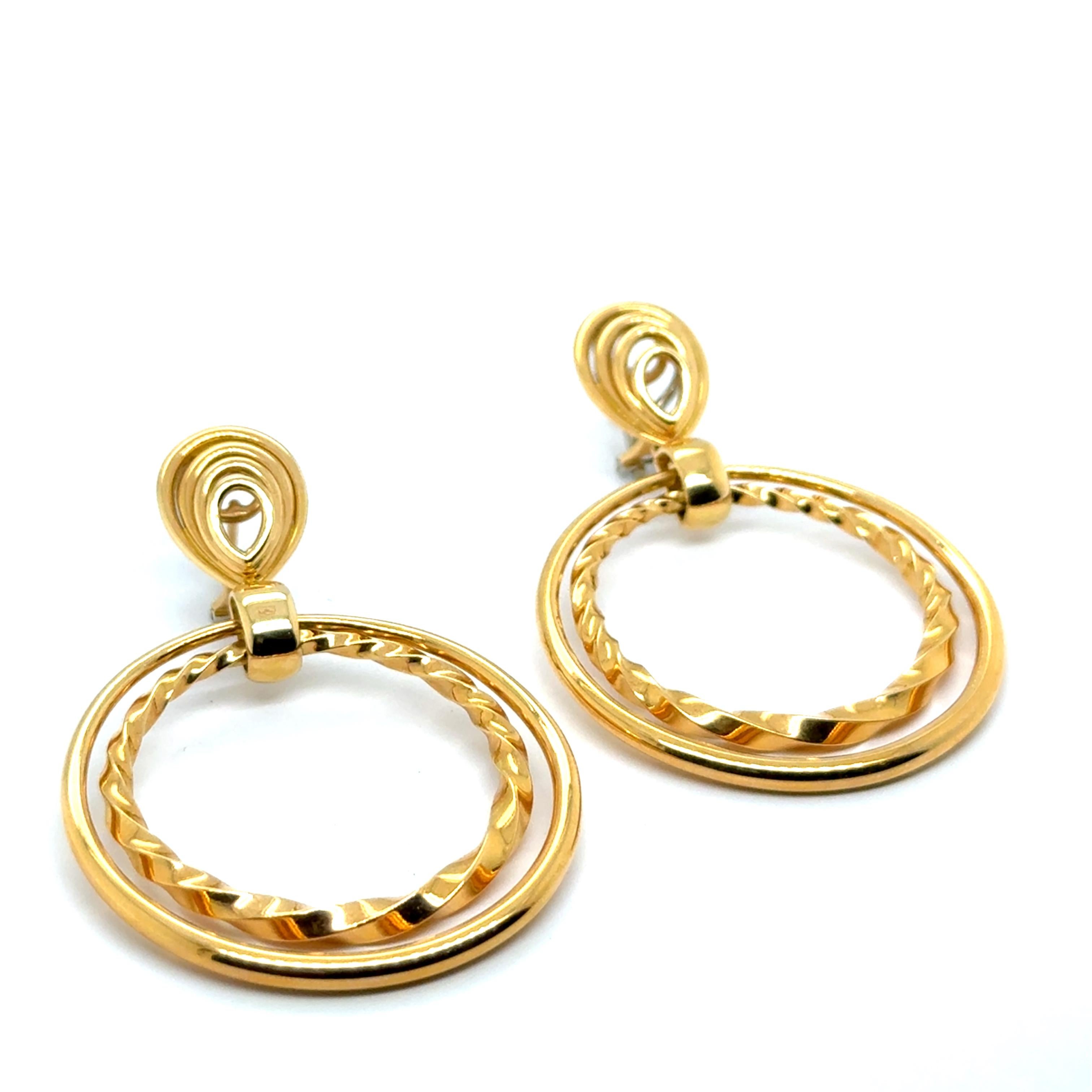 Hoop Earrings in 18 Karat Yellow Gold by Gübelin For Sale 5