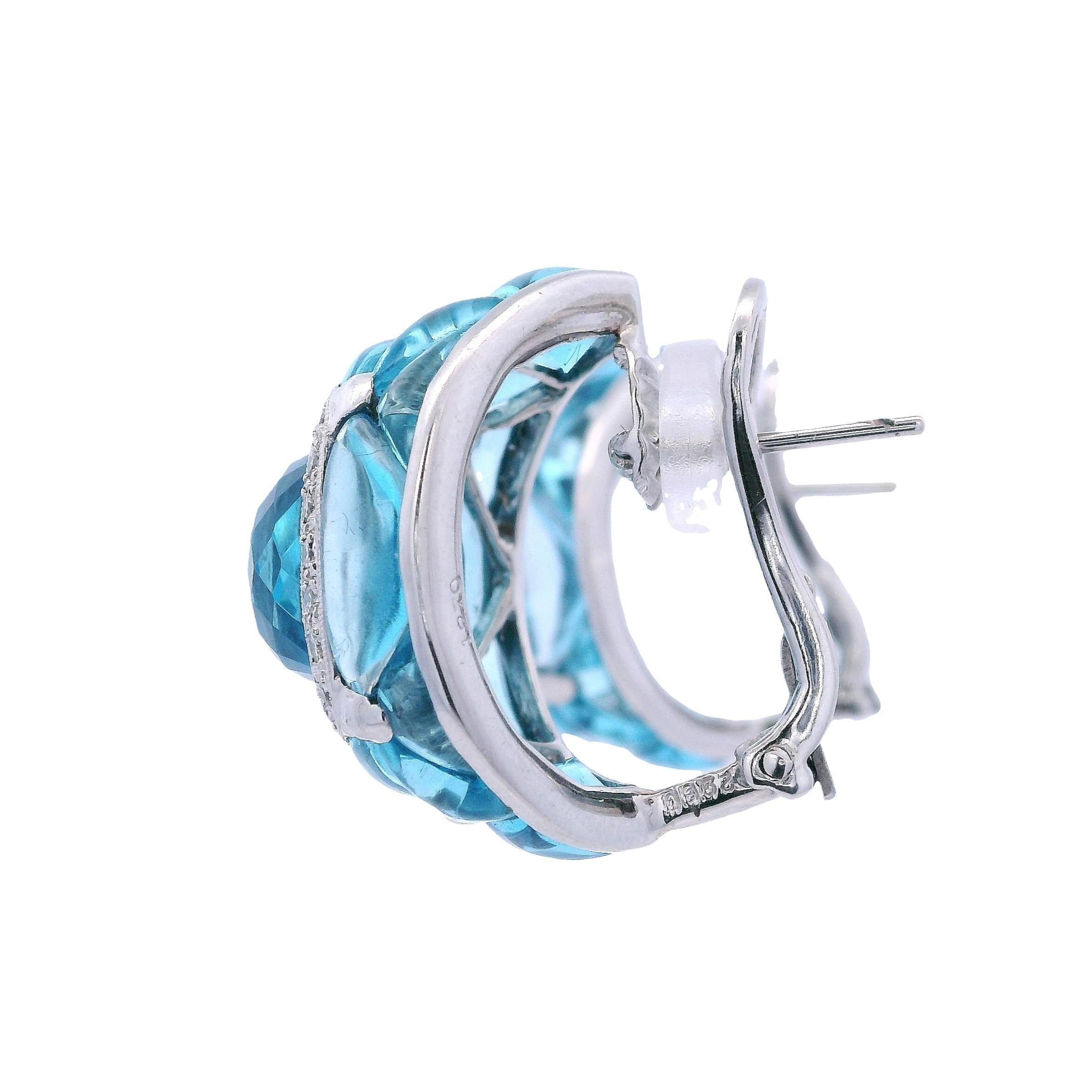 Orecchini a cerchio in oro bianco 18kt con topazio blu e diamanti in vendita 1