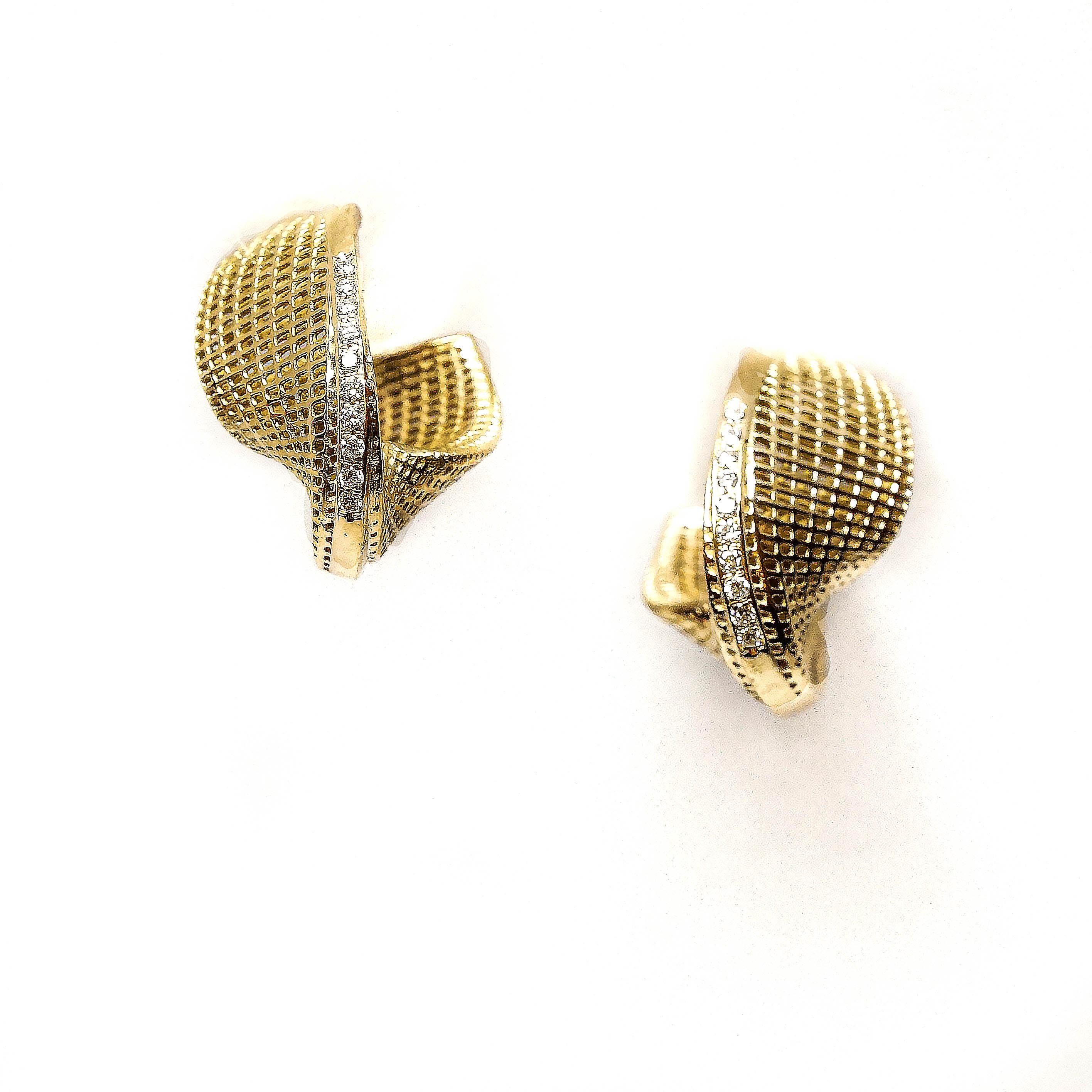 Women's  14 Karat Yellow Gold Hoop Earrings, Small Mobius, NETLINE Fine Jewelry.