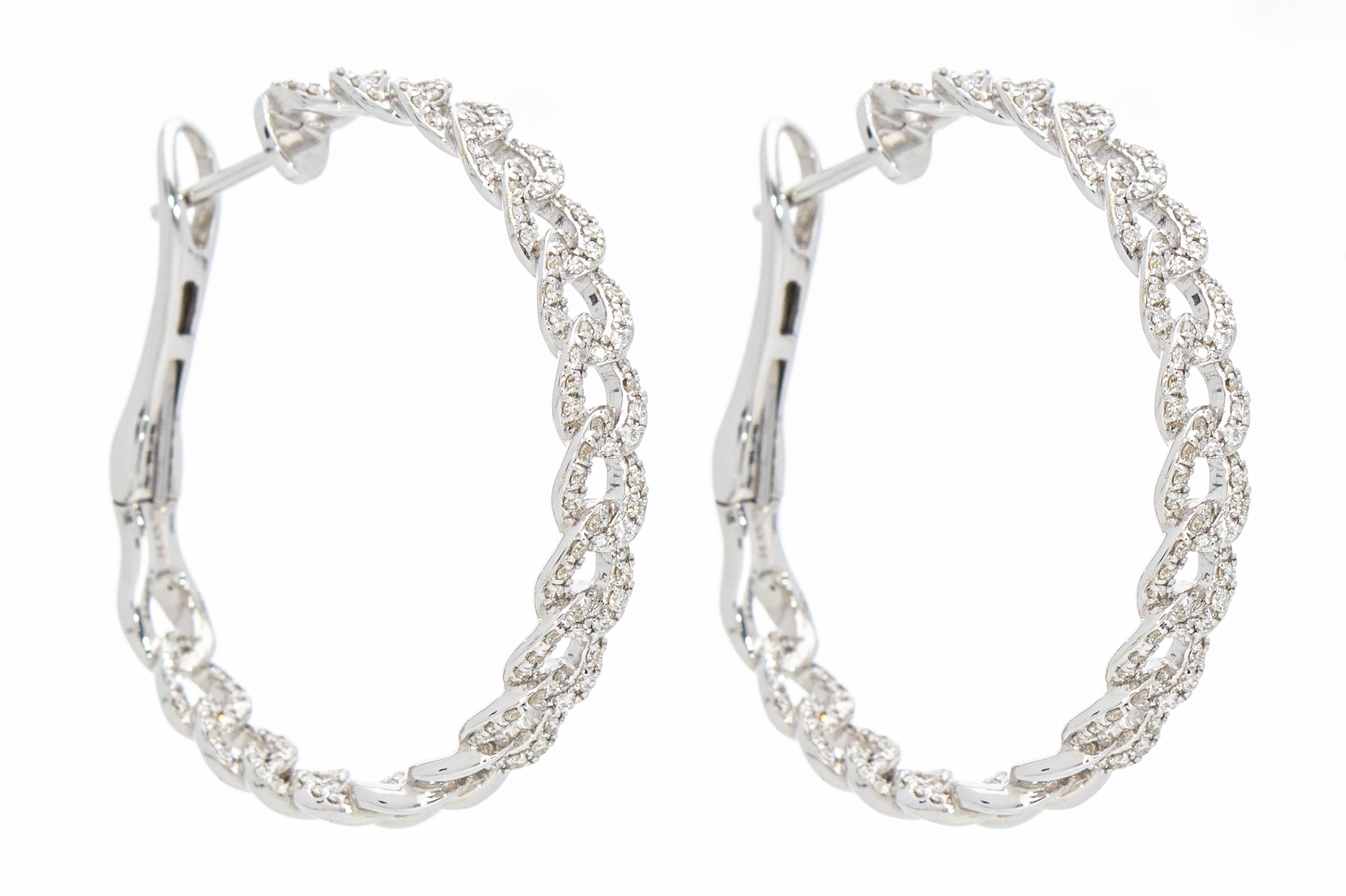 Hoop Earrings with Diamonds Ct 0.79.Gold 18 Kt, Made in Italy For Sale 3