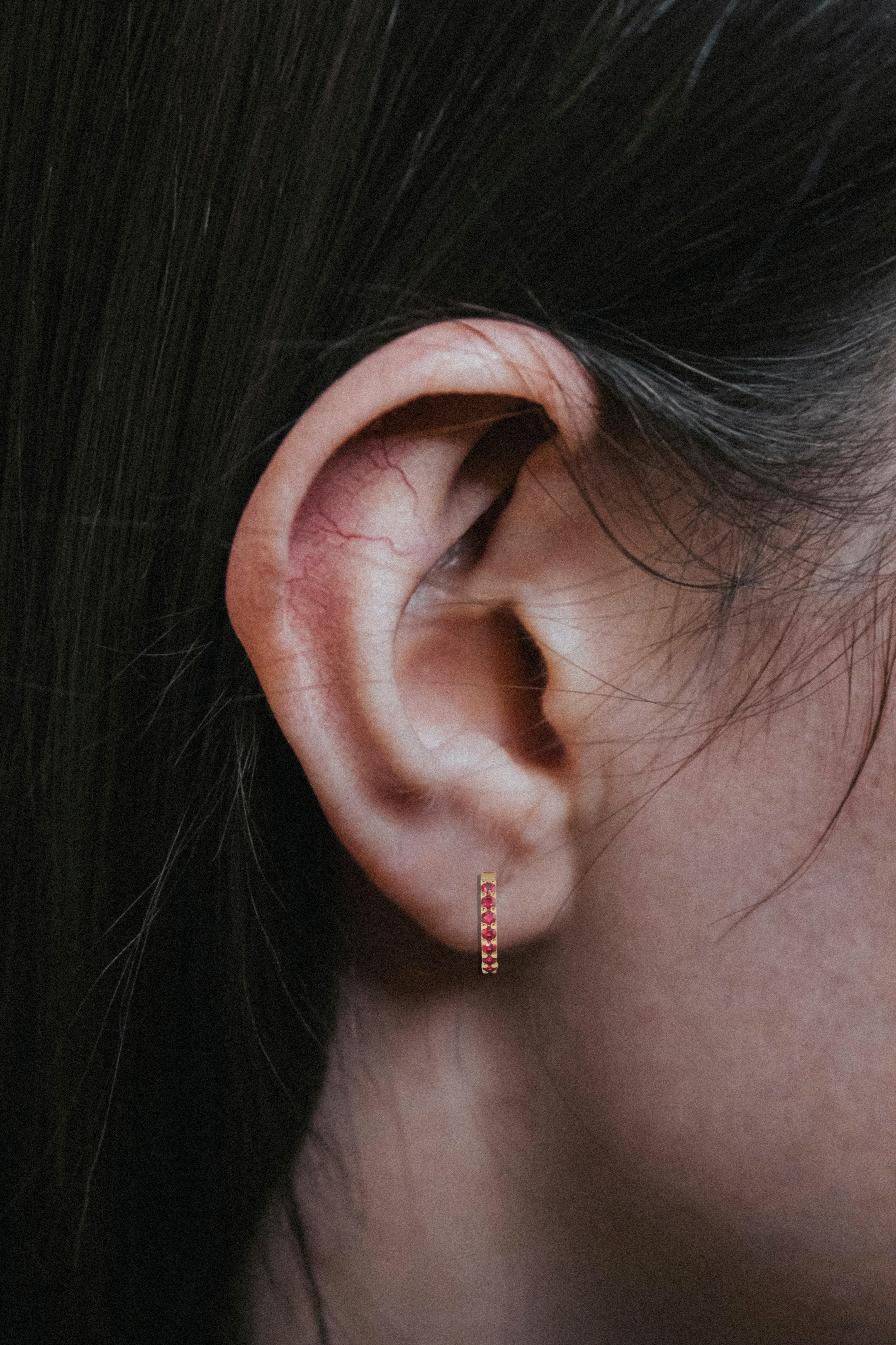 Round Cut Hoop Earrings with Lab Rubies, Huggy Hoop Ruby Earrings in 14 Karat Gold. For Sale