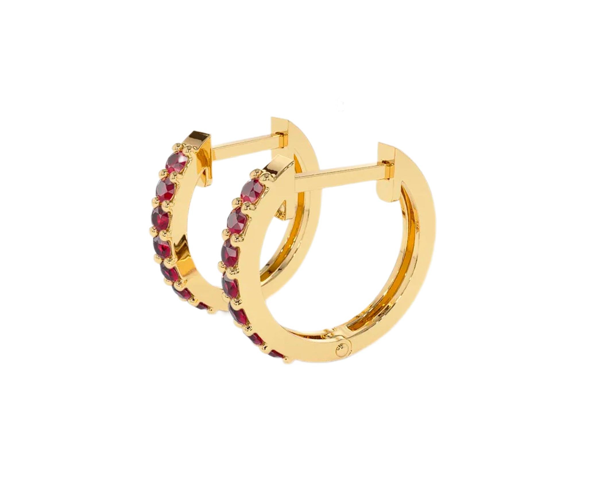 Huggy Hoop Earrings with red gems  in 14k gold  In New Condition For Sale In Istanbul, TR