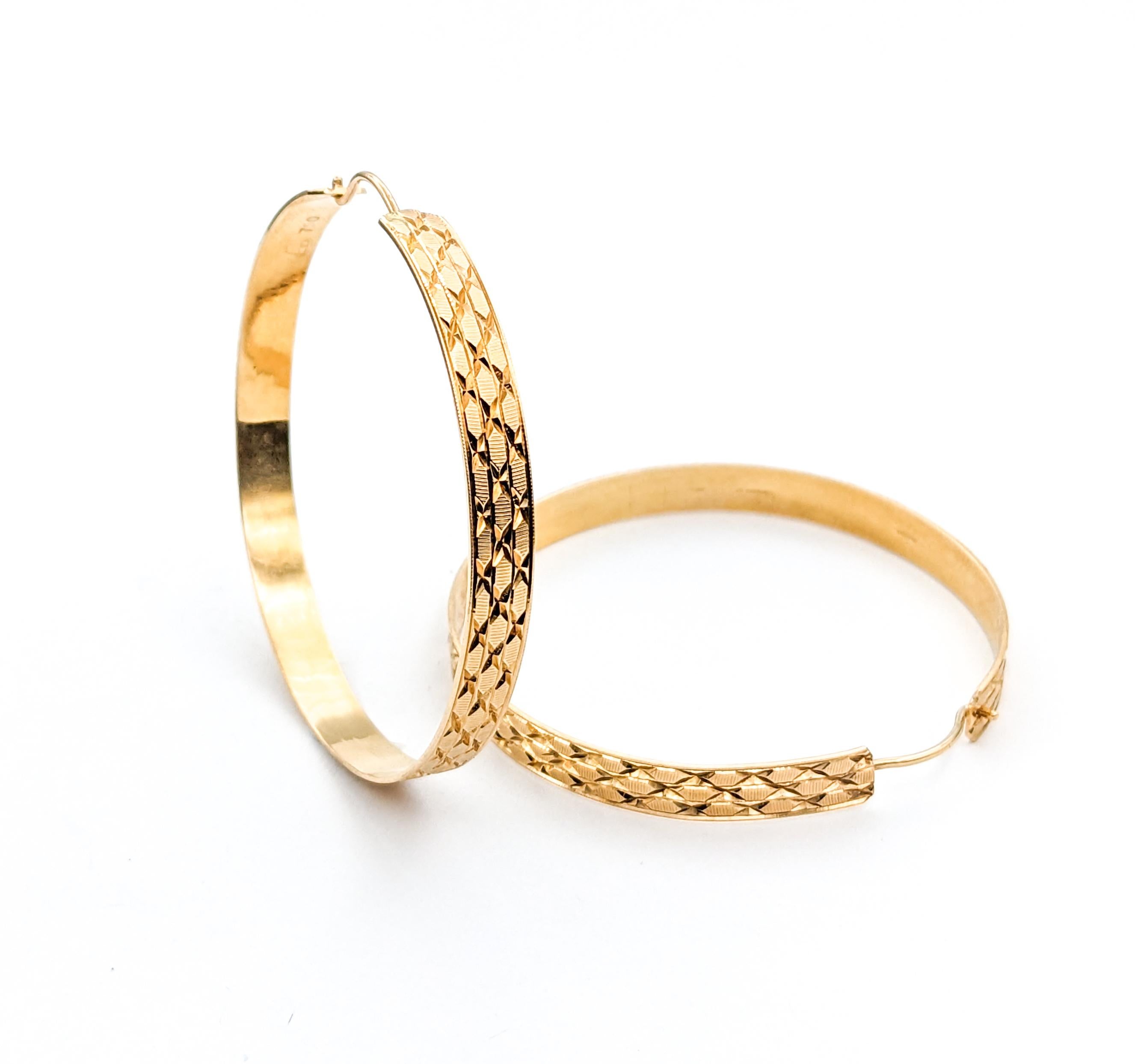 Hoop Textured Earrings In Yellow Gold For Sale 3