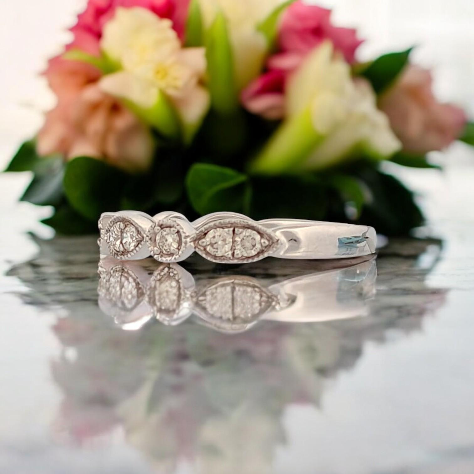 Round Cut Hope  14k White Gold Ring with .45 CT Natural Diamonds   Size 6.25 For Sale