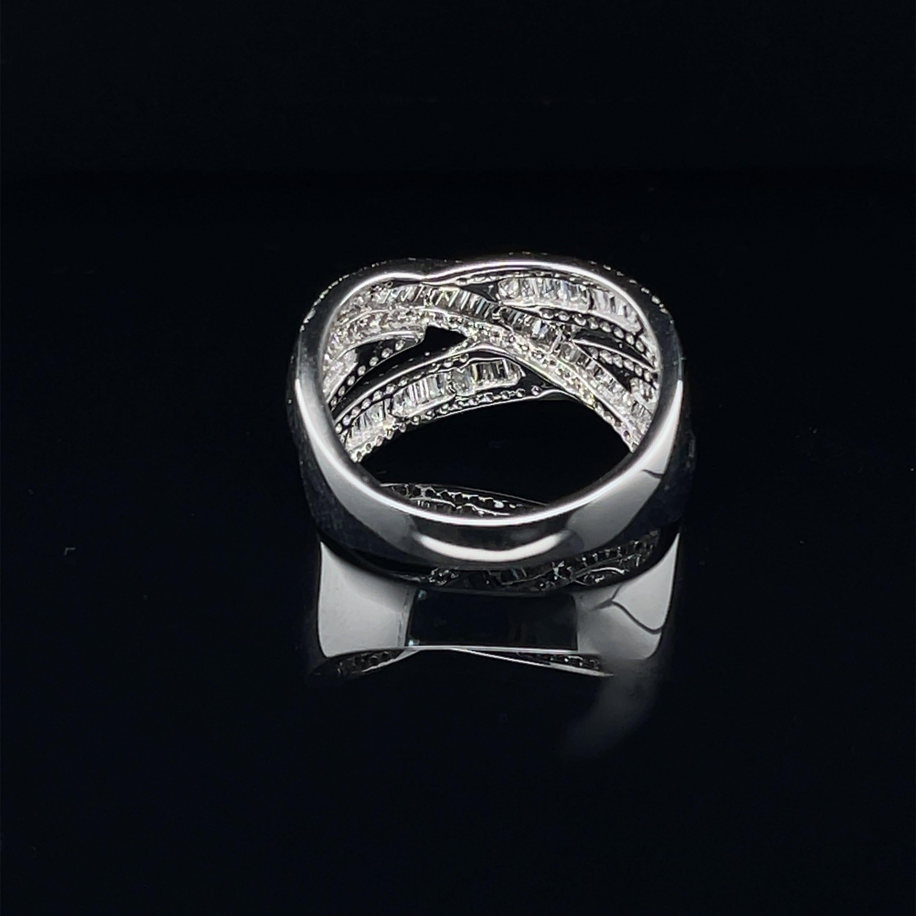 Women's or Men's 'Hope' 18CT White Gold Trilogy Stack Ring For Sale