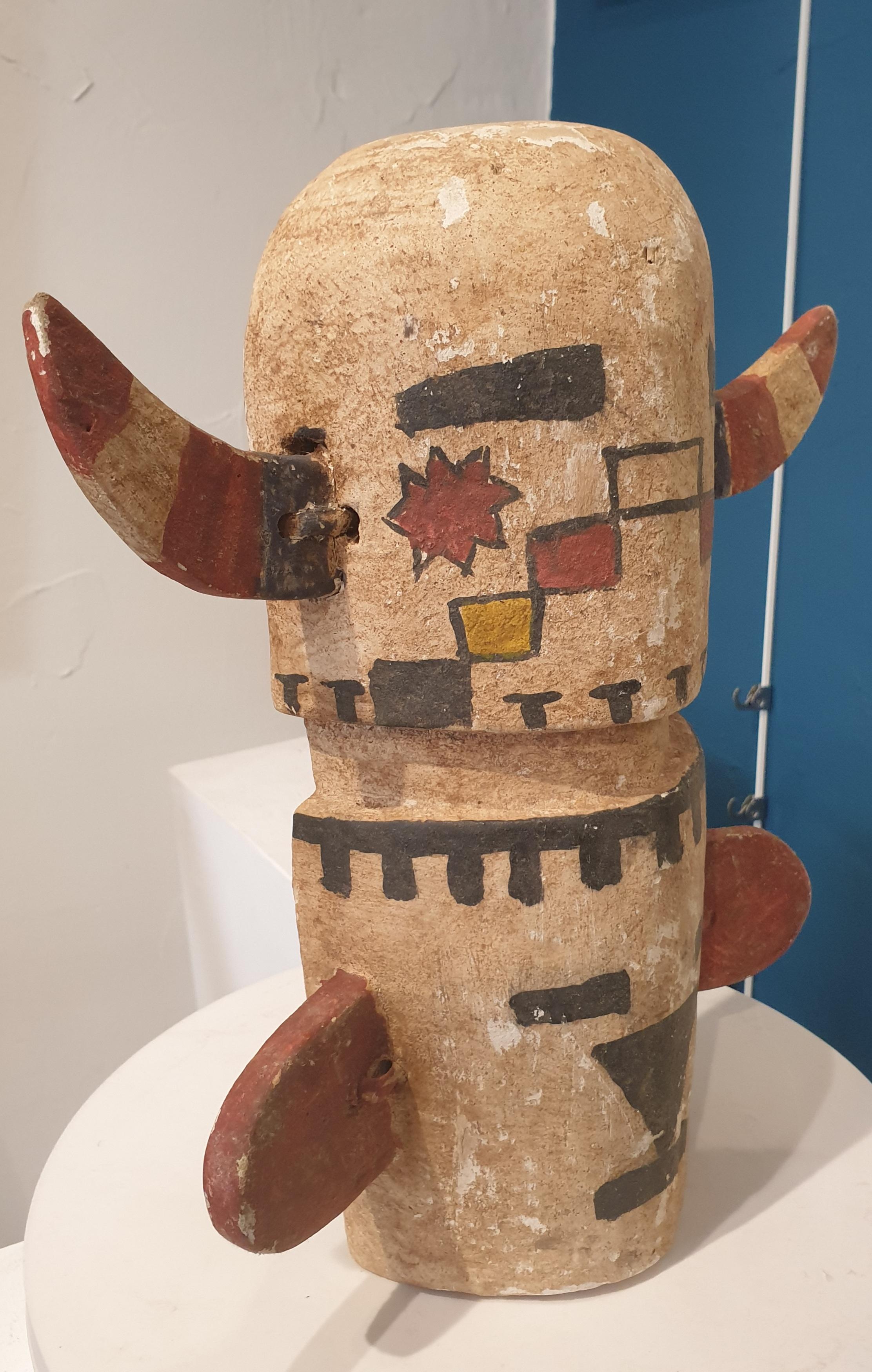 Native North American Hopi Mask Carved in Cottonwood Root. 1