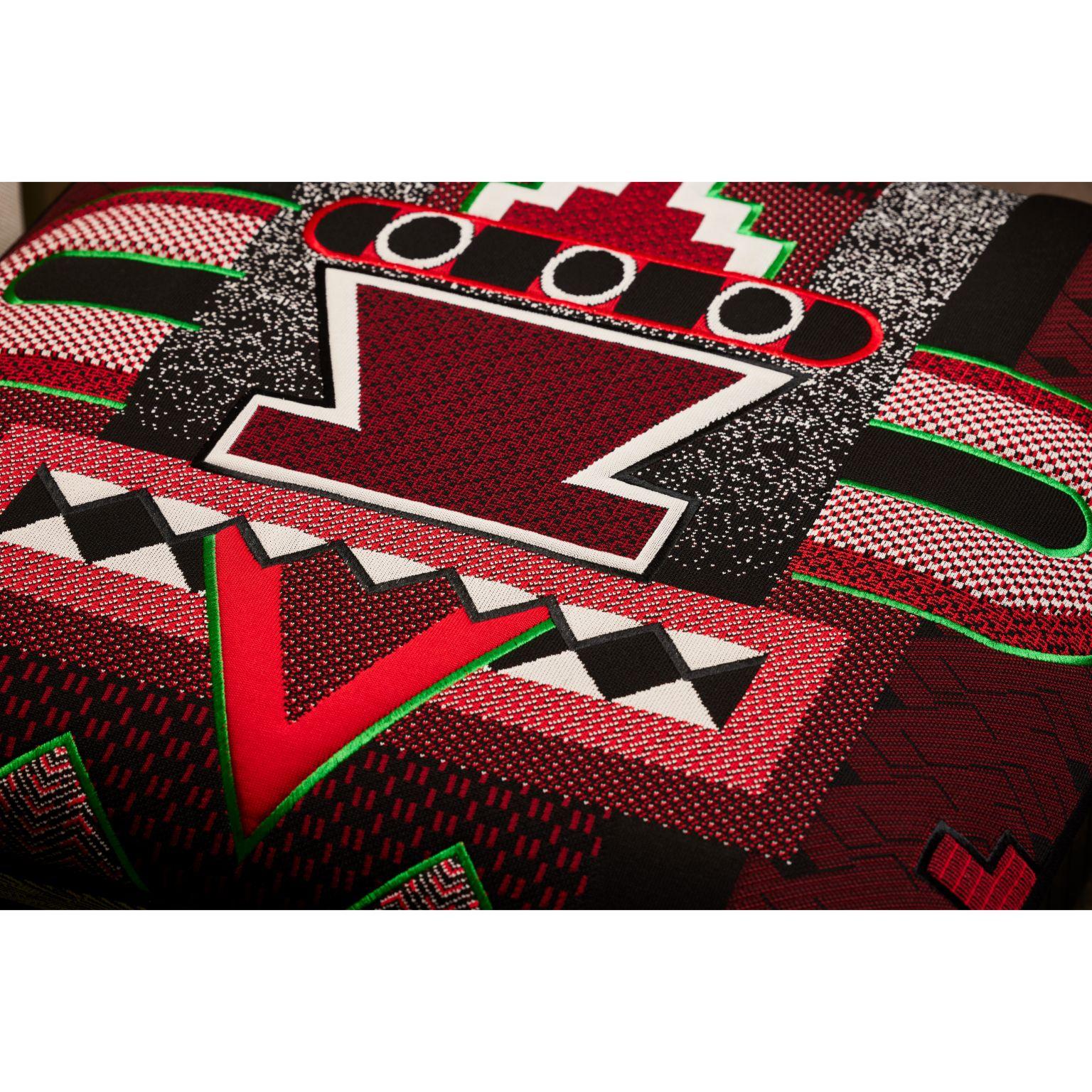 Hopi Ottomane mit rotem Muster von Marta Bakowski im Angebot 8