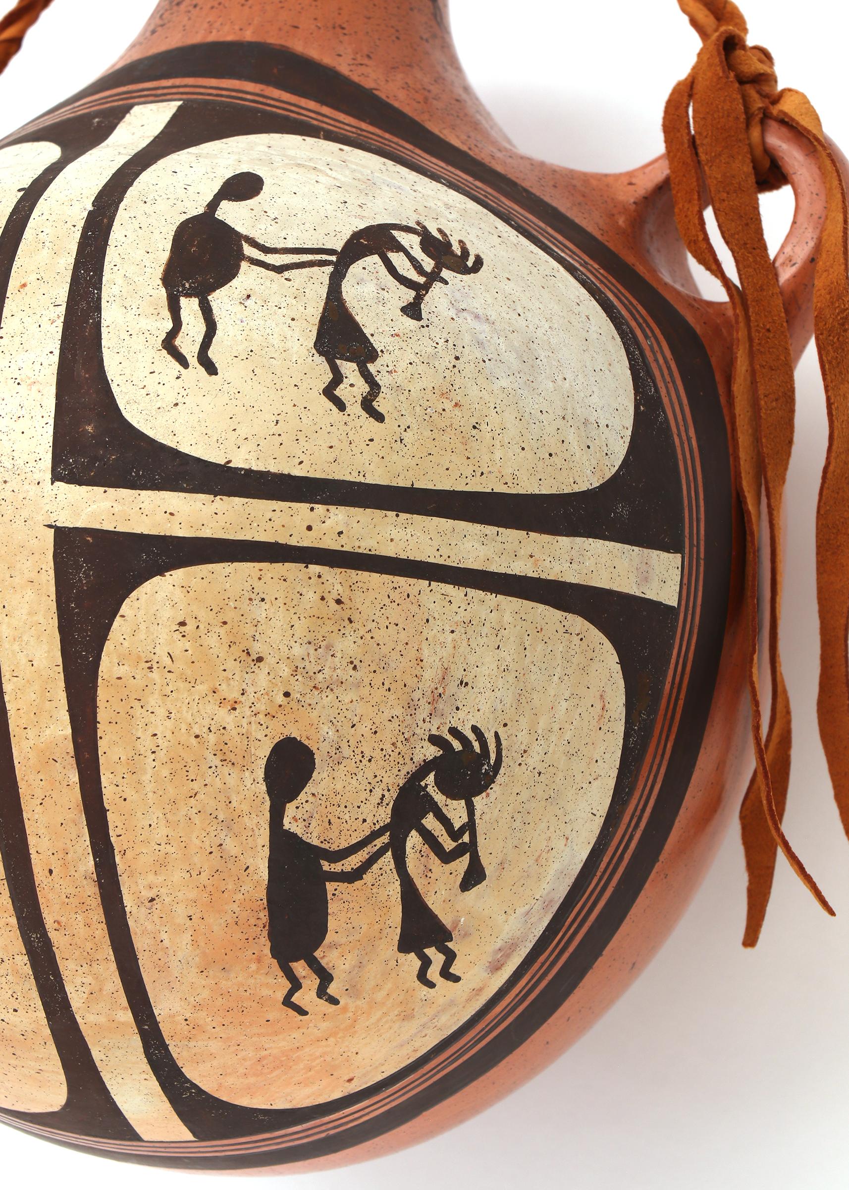 Américain Canteen Hopi Pueblo de Jean Sahme Nampeyo, design polychrome en vente