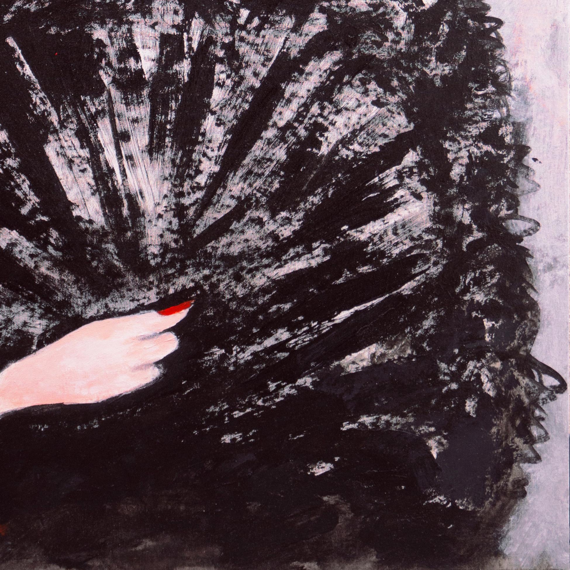 Retrato grande y dramático de una joven española que aparece vestida formalmente con una mantilla de encaje y un tocado de rosas rojas y sosteniendo un abanico abierto de encaje negro. Firmado abajo a la izquierda, 